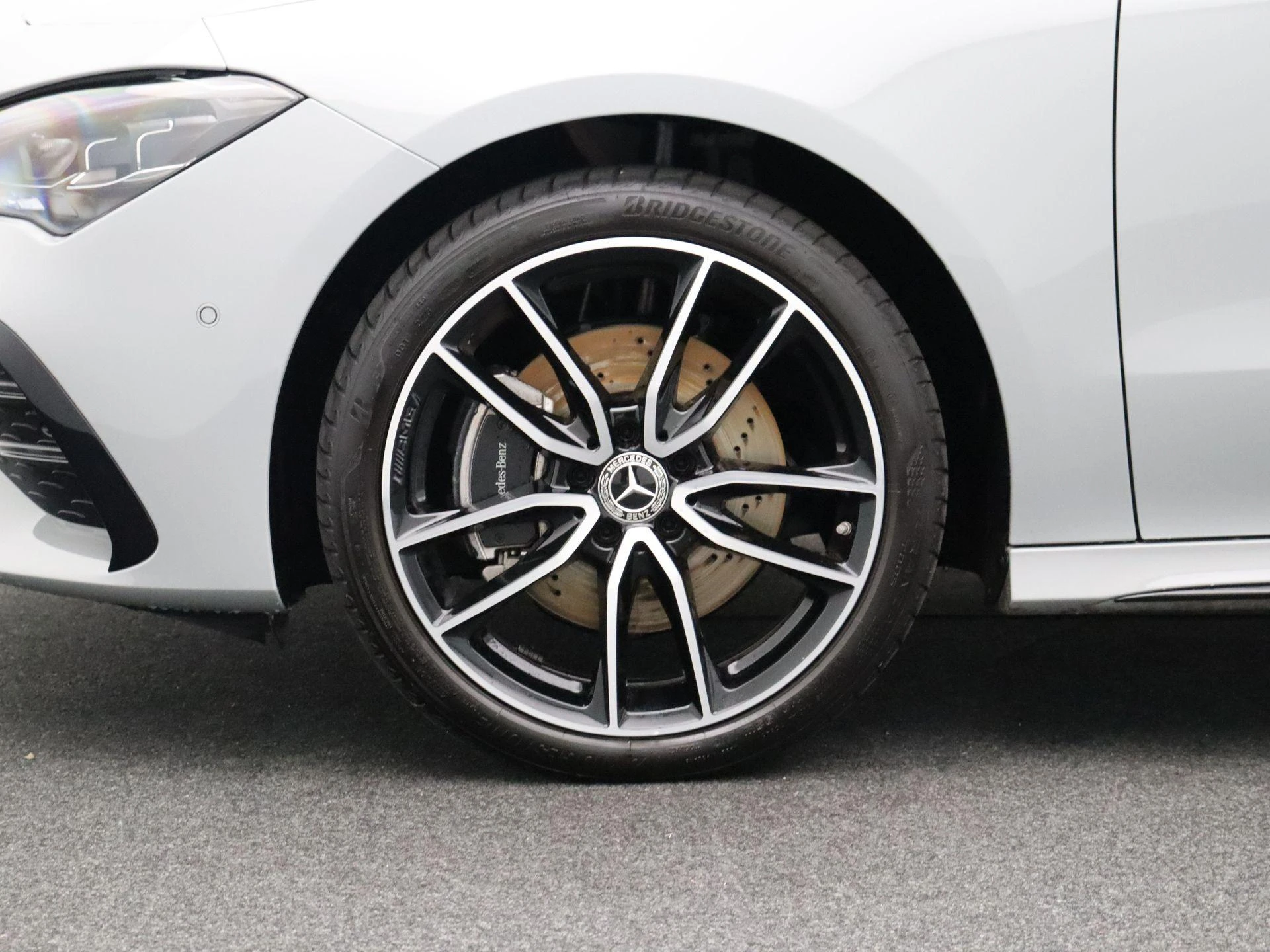 Mercedes-Benz-CLA-image-6