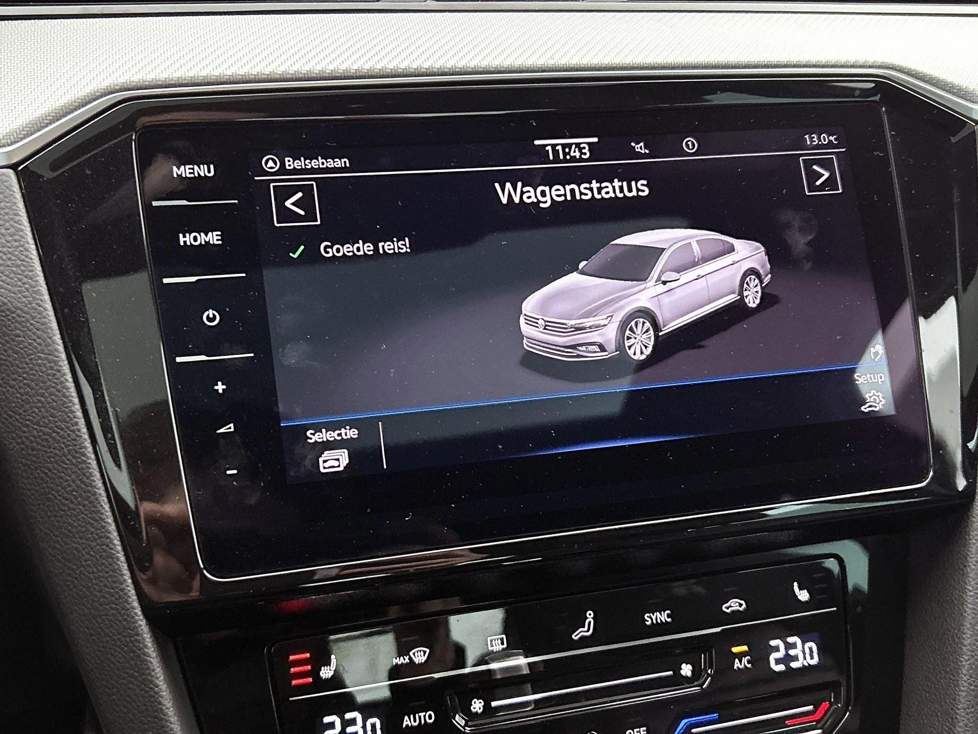 Volkswagen-Passat-image-10