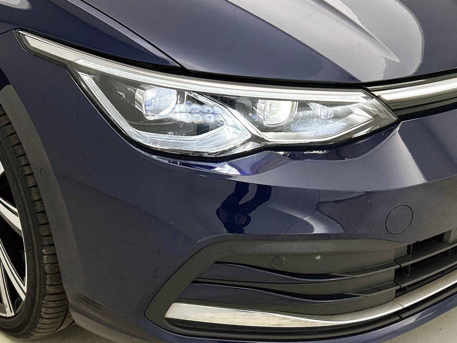 Volkswagen-Golf-image-30