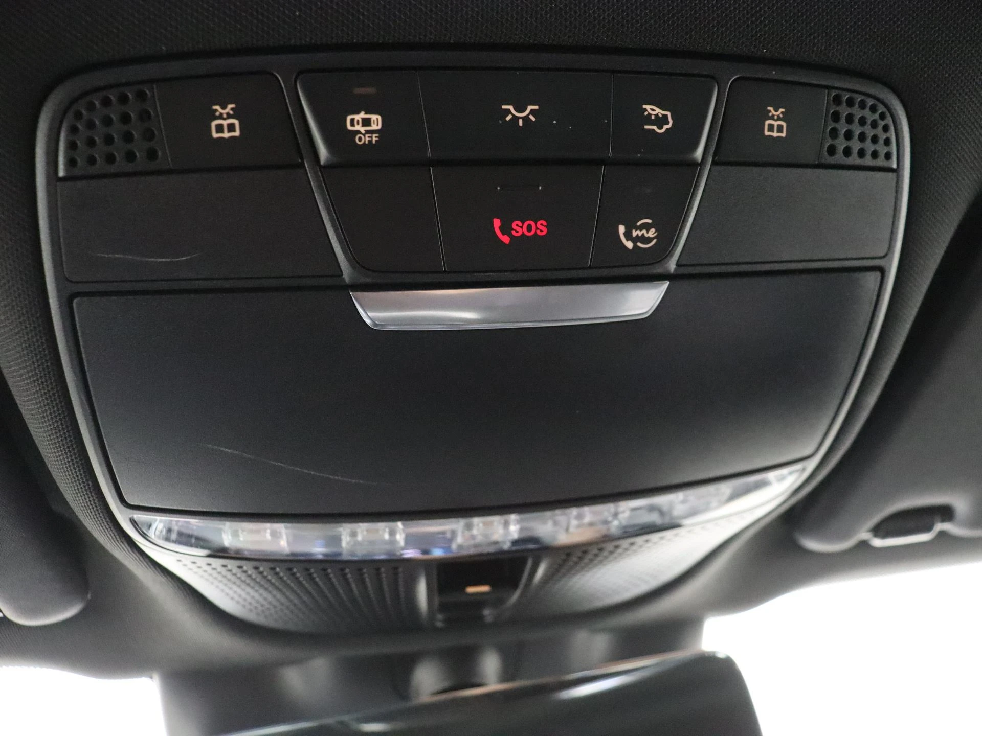 Mercedes-Benz-GLC-image-23