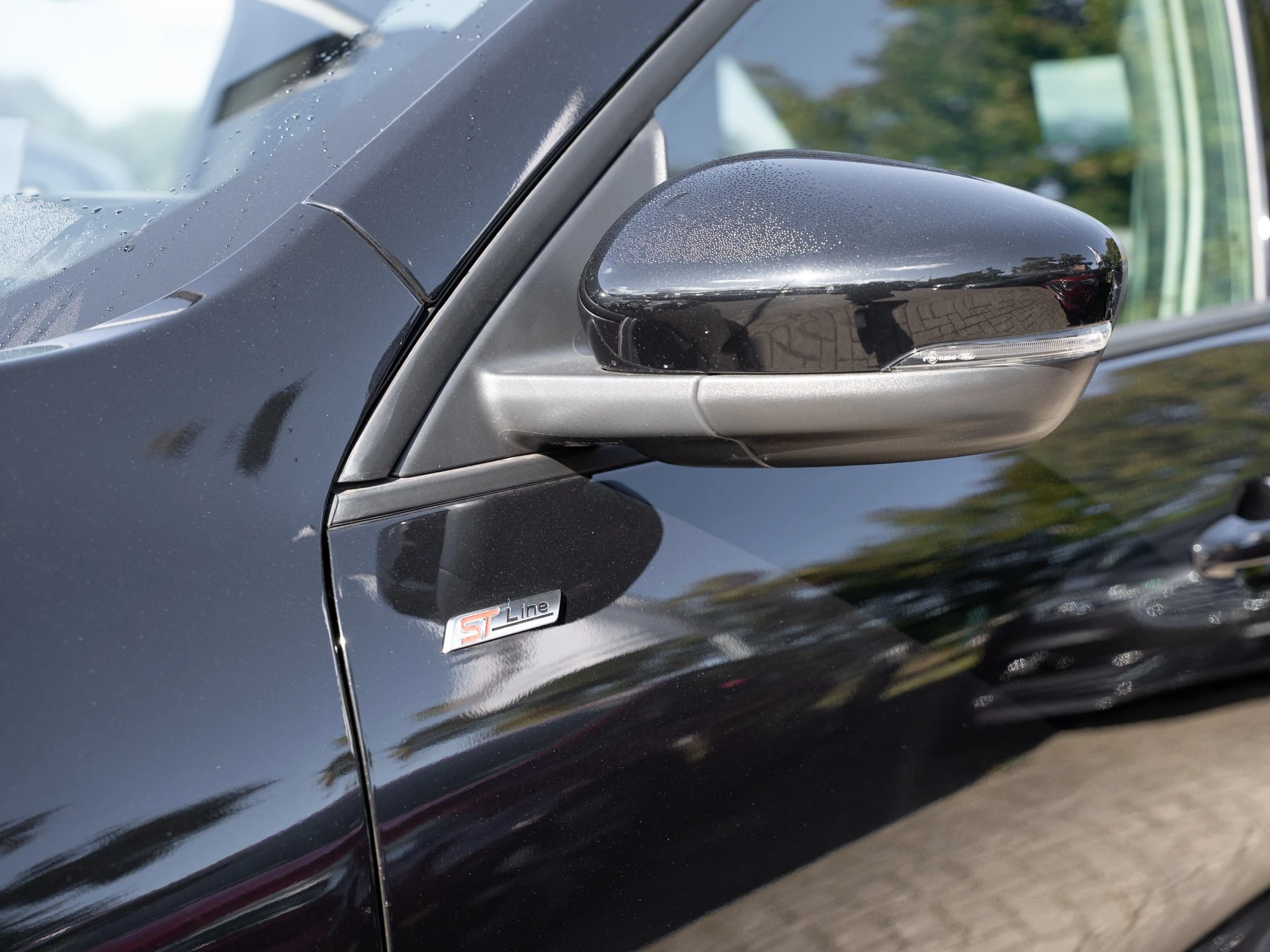 Ford Kuga ST-Line X*PANO*AHK*KAM*ACC*NAVI*SOUND-SYS.