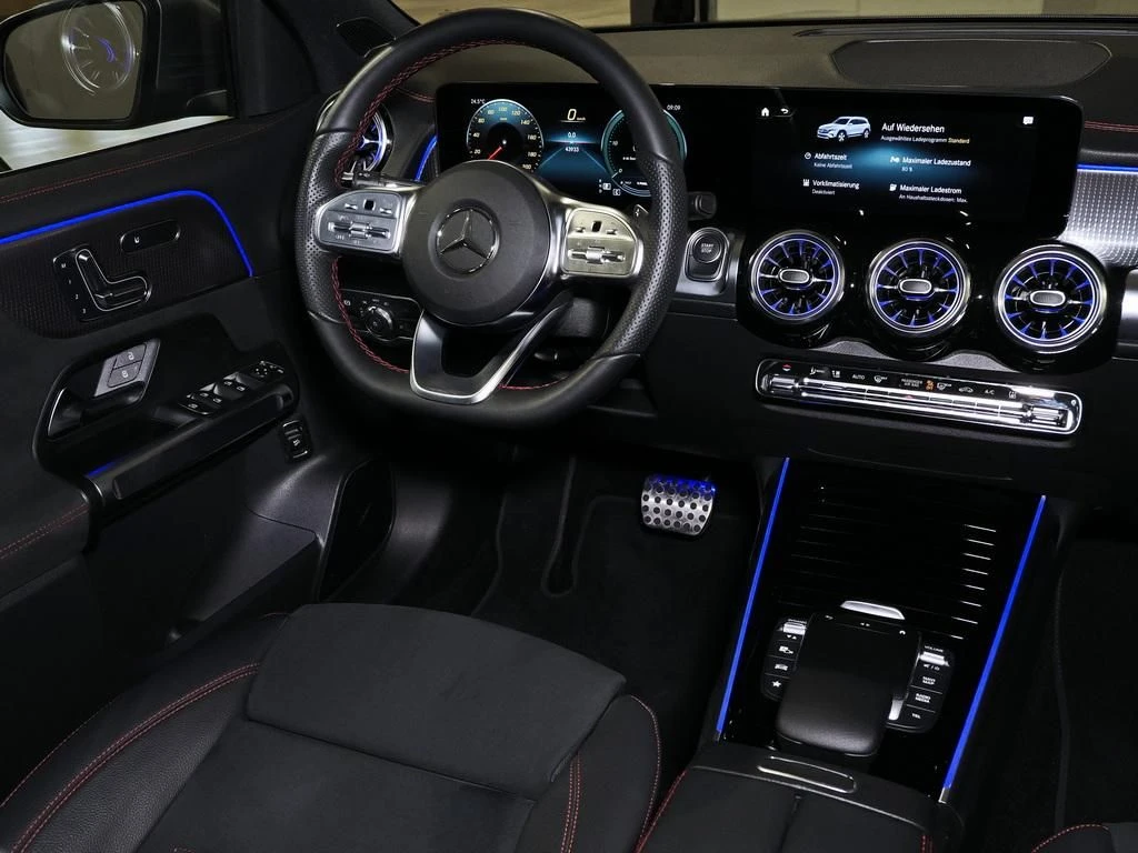 Mercedes-Benz-EQB 250+-image-10
