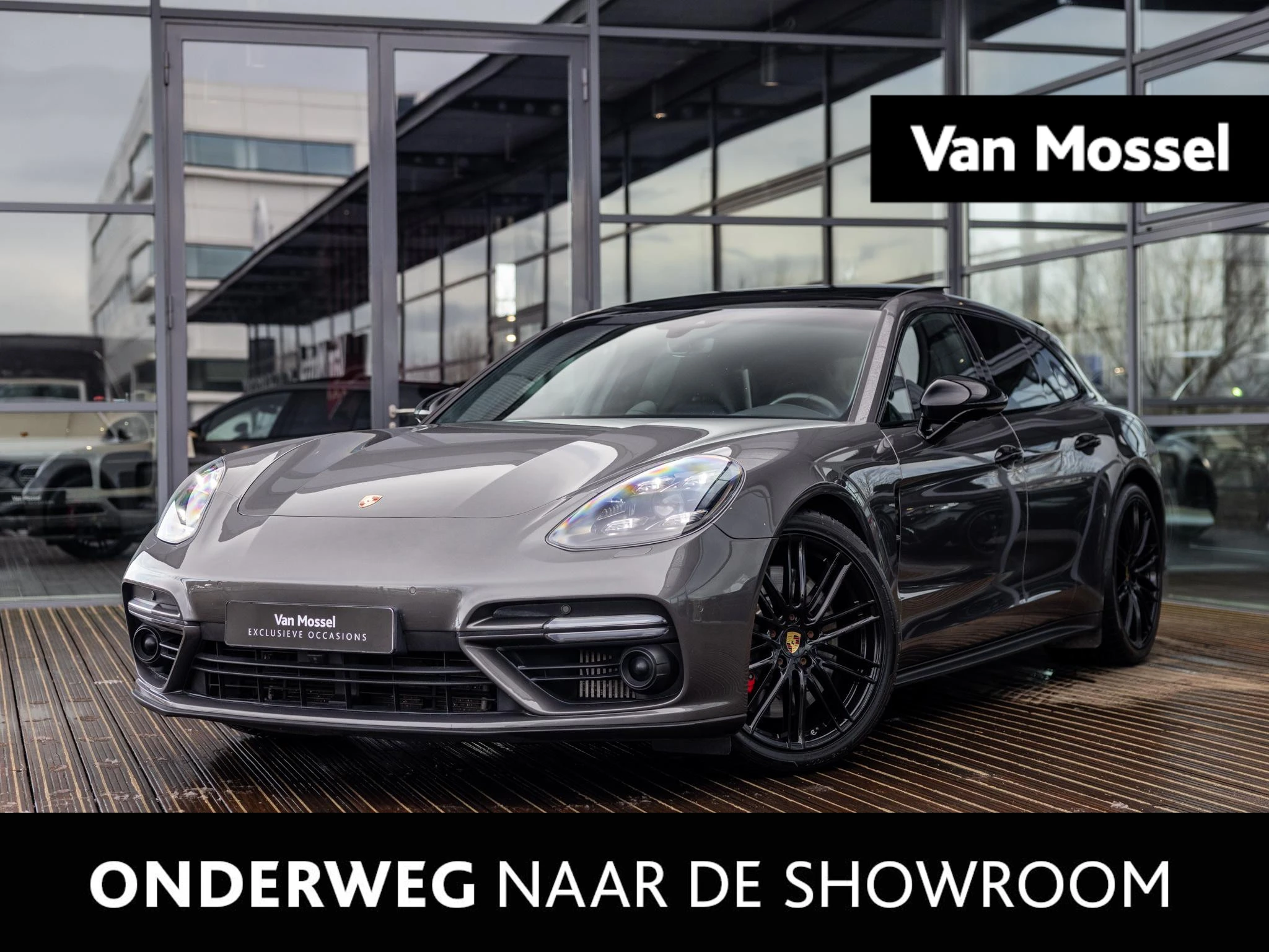 Porsche-Panamera-image-0