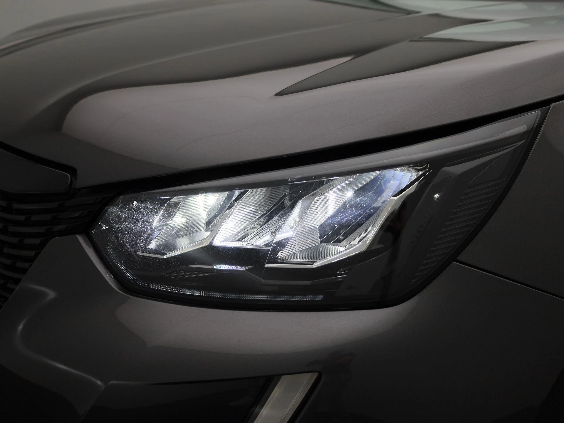 Peugeot-2008-image-13