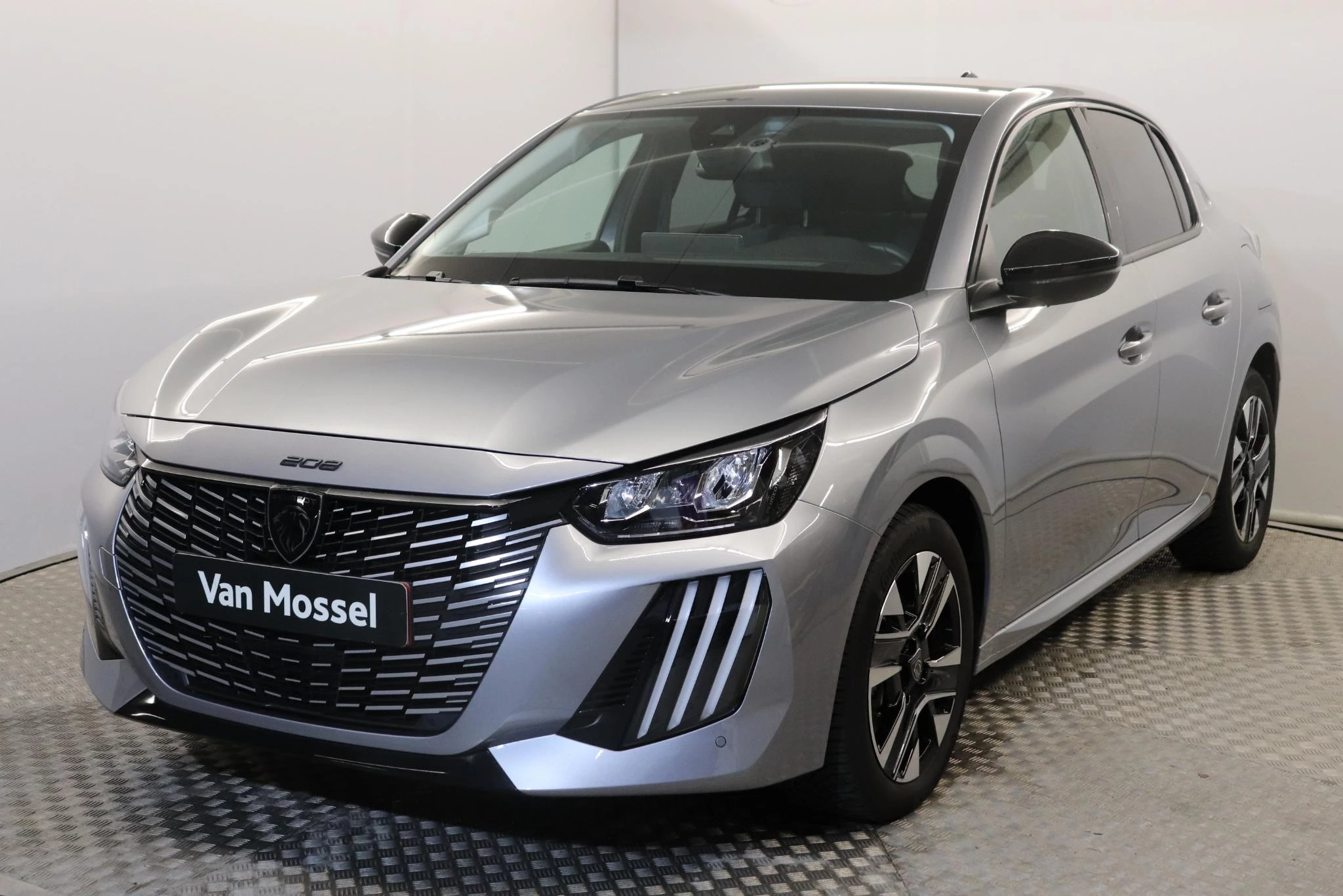 Peugeot-208-image-0
