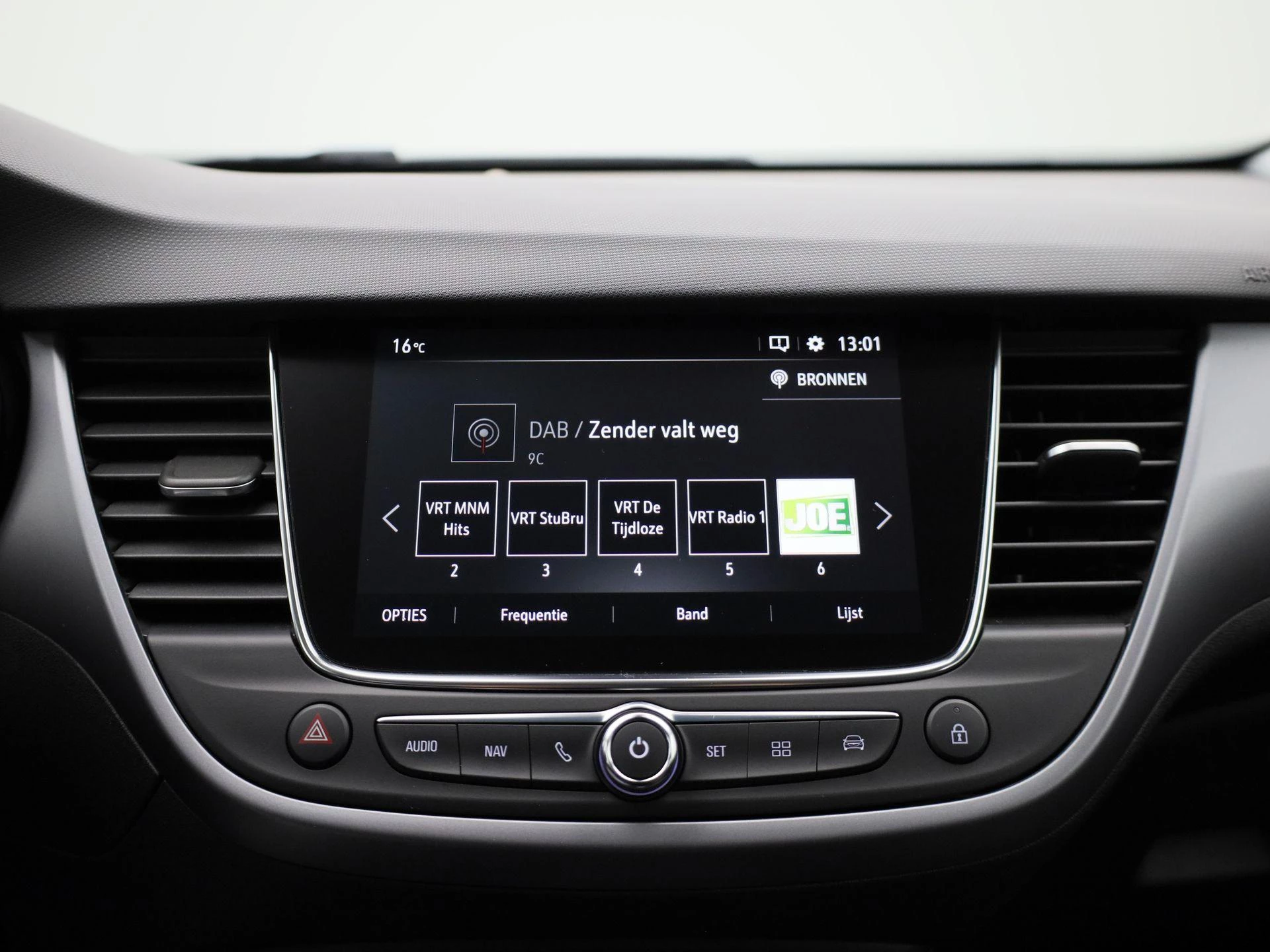 Opel-Crossland-image-22