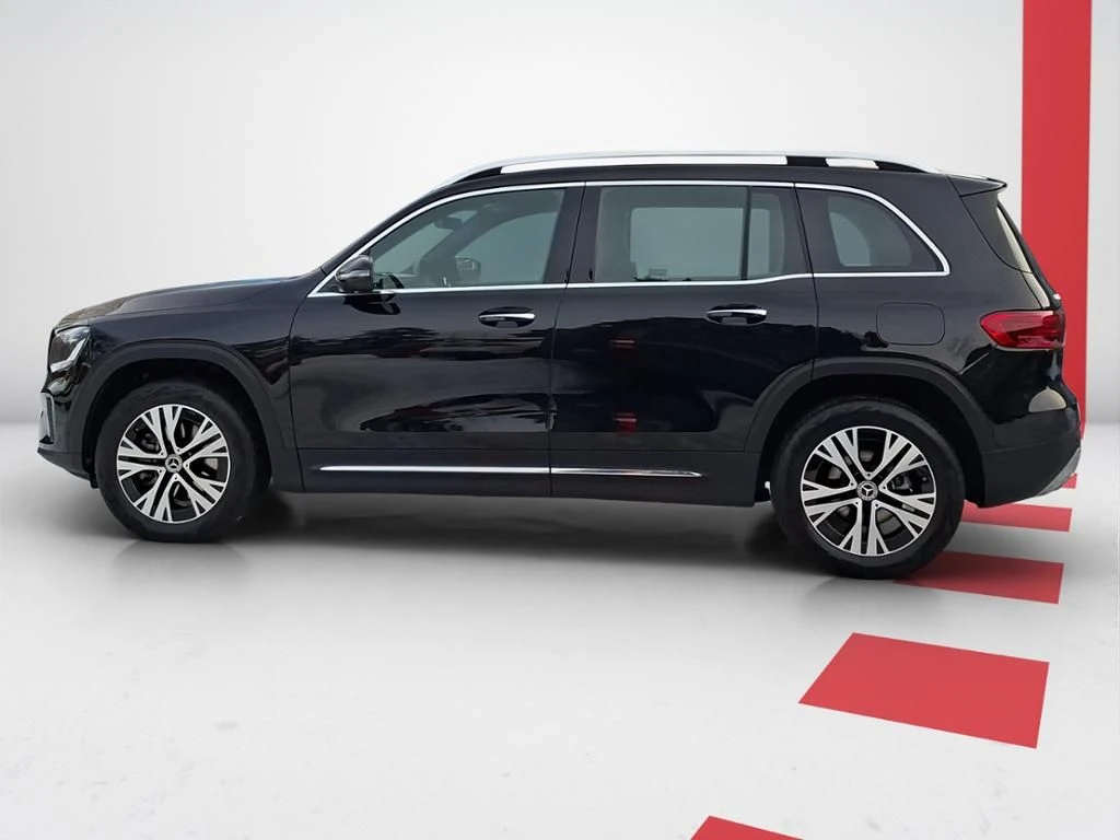 Mercedes-Benz-GLB 200 d-image-9