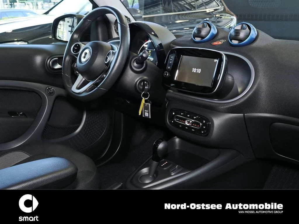 smart Fortwo EQ COUPÉ PASSION ADVANCED TEMPO PDC SHZ passion