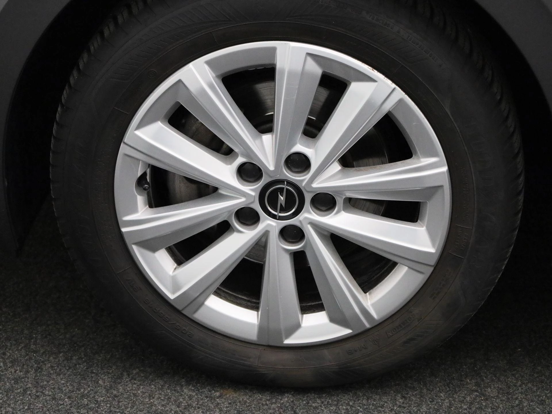 Opel-Astra-image-11