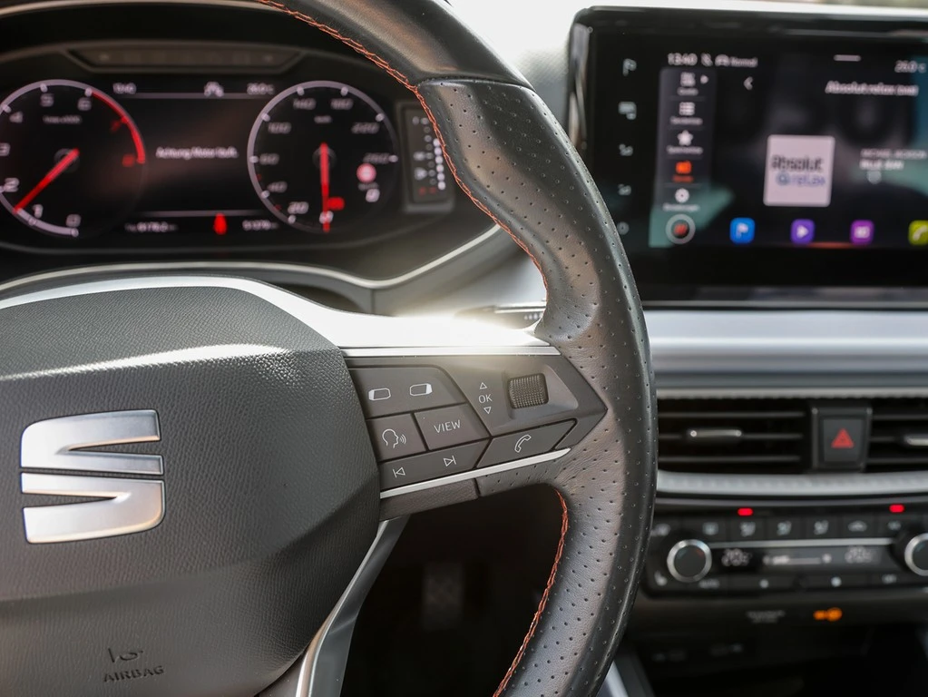 SEAT-Arona-image-16