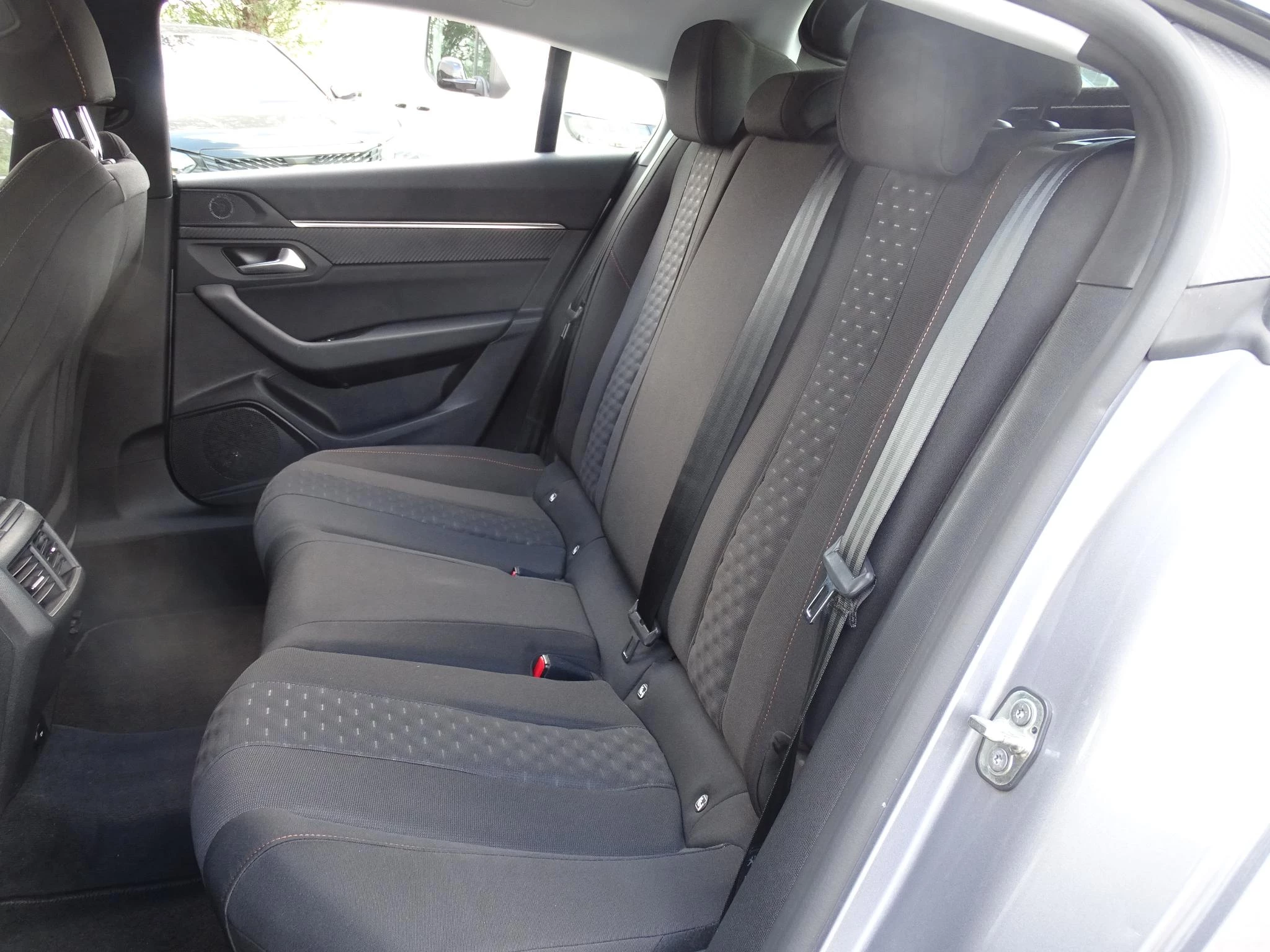 Peugeot-508-image-14