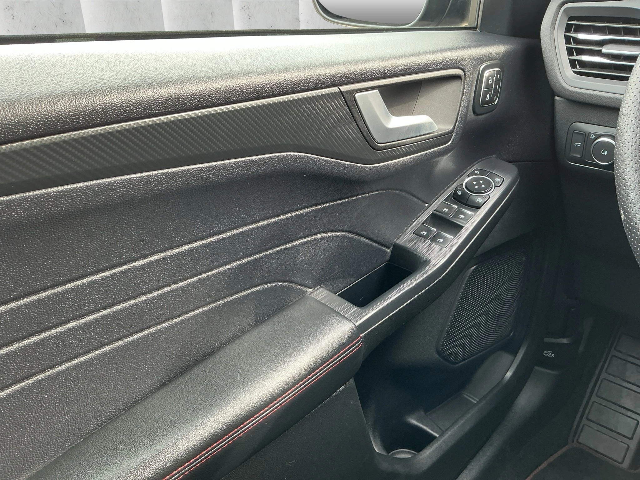 Ford-Kuga-image-16