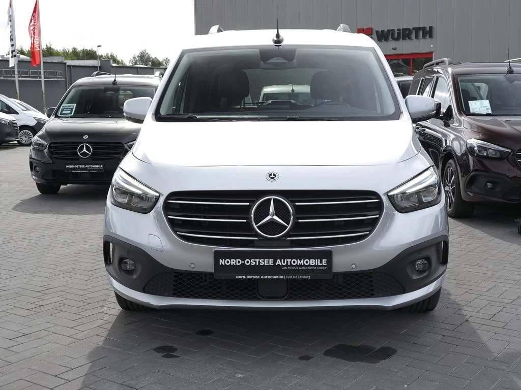 Mercedes-Benz-T-Klasse 180 d-image-3
