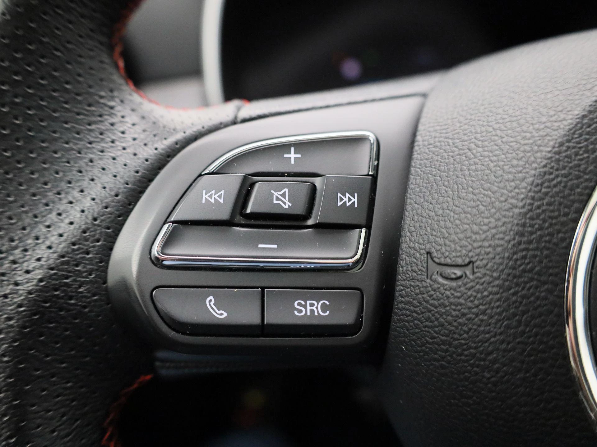MG ZS EV Long Range Luxury 70 kWh