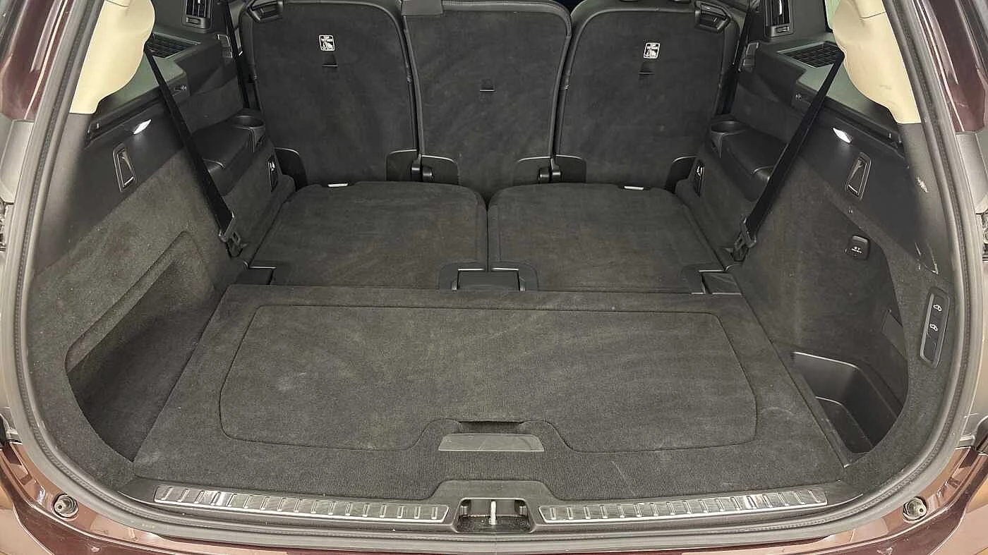 Volvo-XC90-image-35