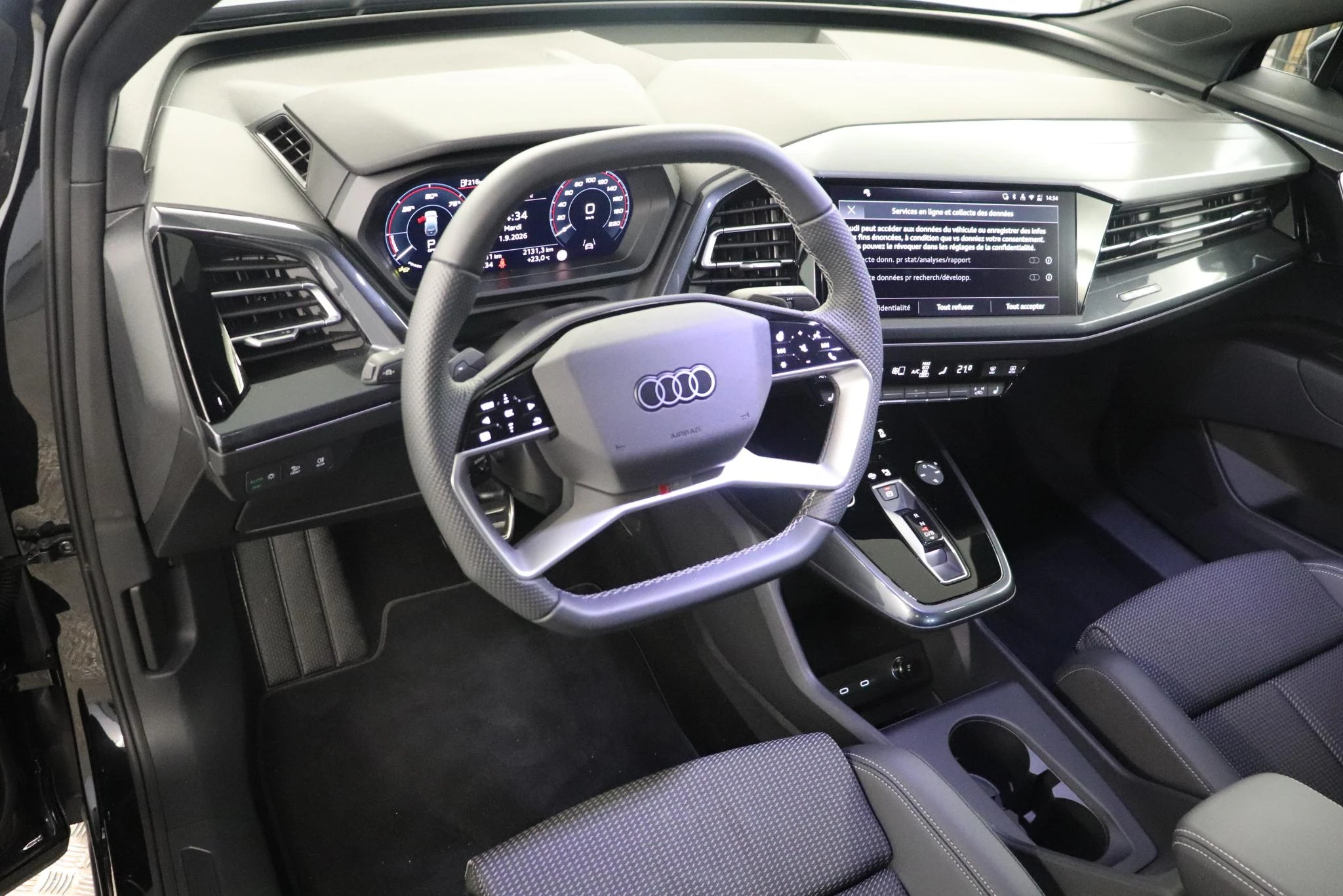 Audi-Q4 e-tron-image-11