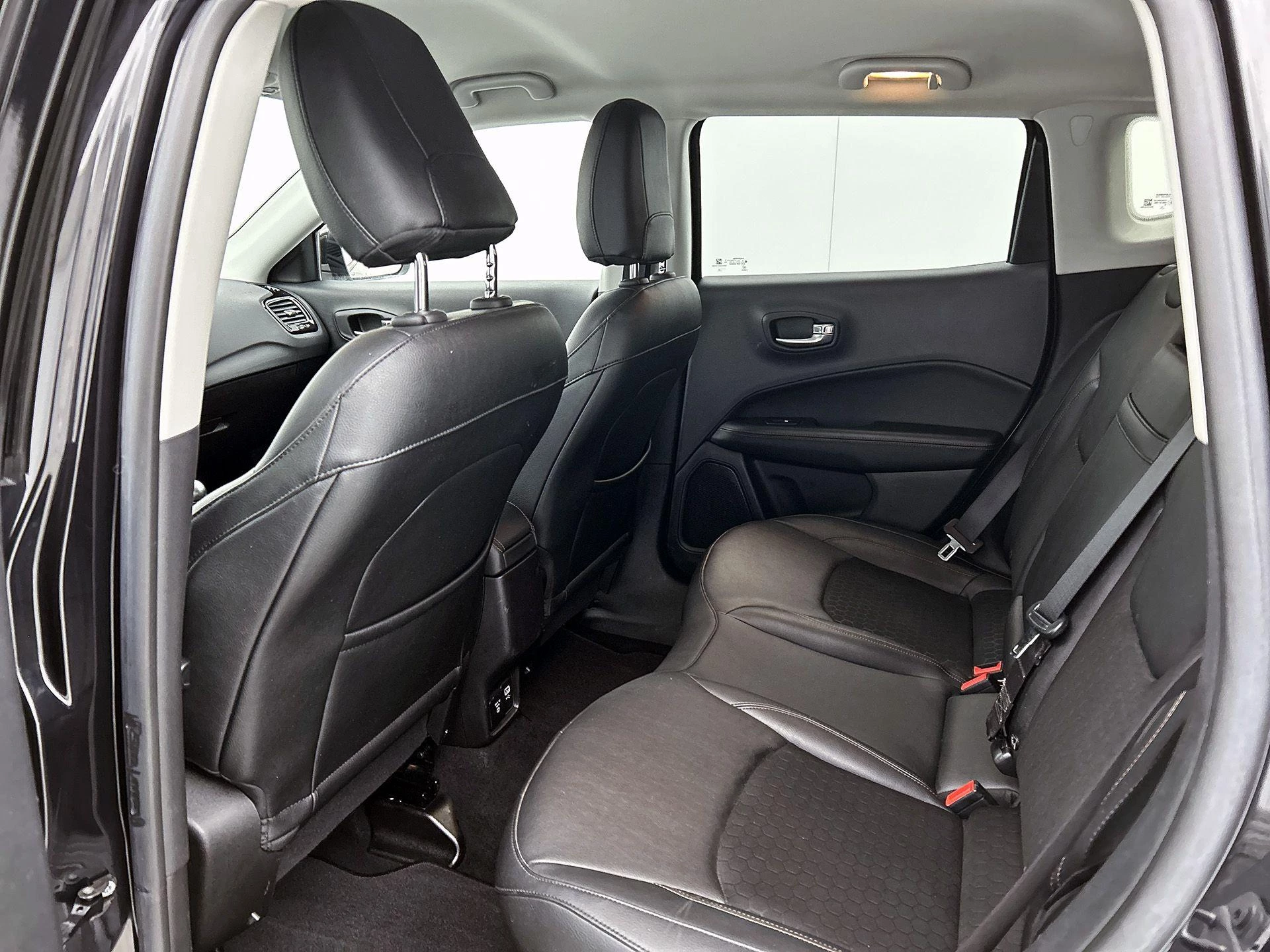 Jeep-Compass-image-26