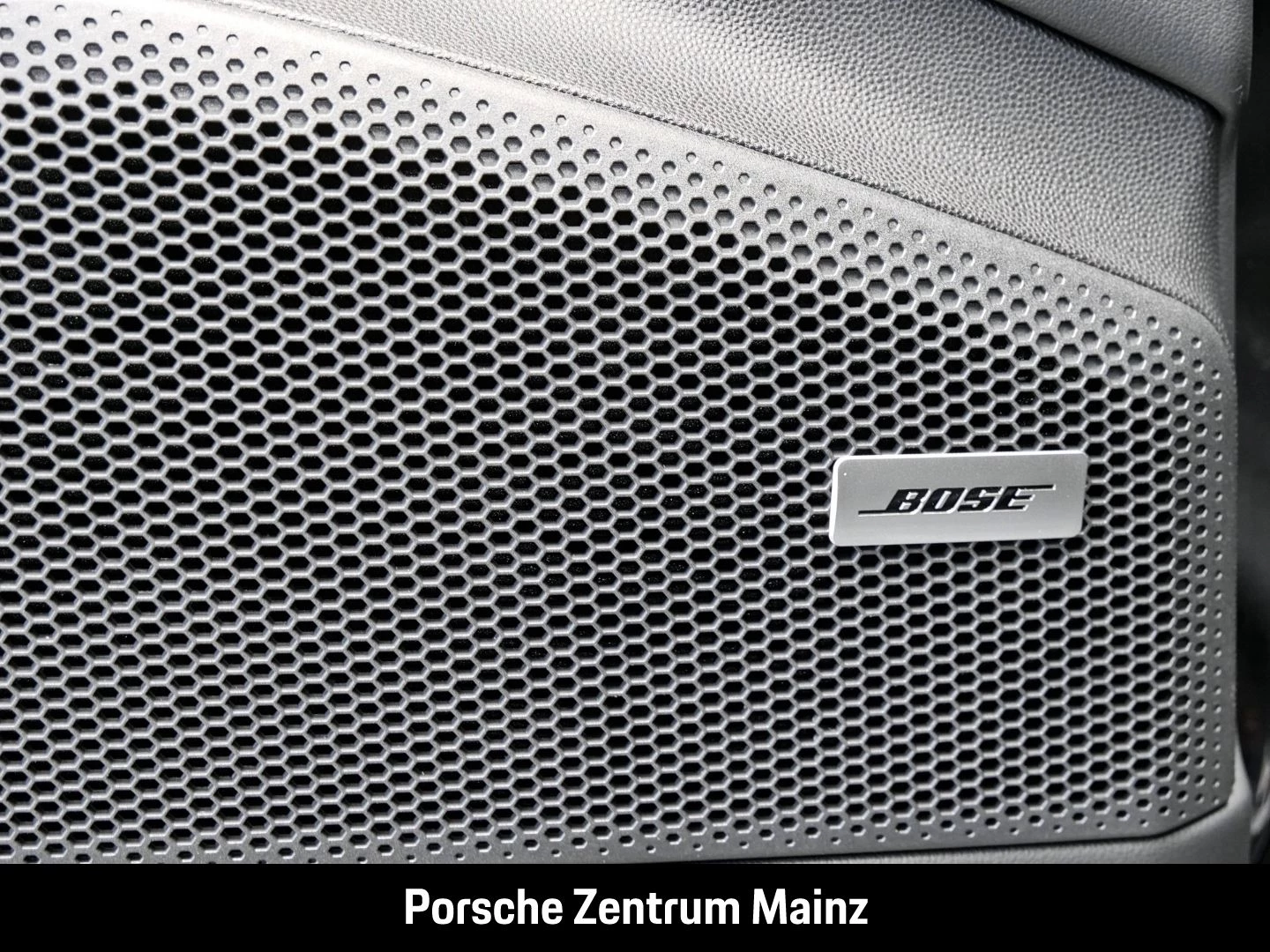 Porsche-Macan-image-29