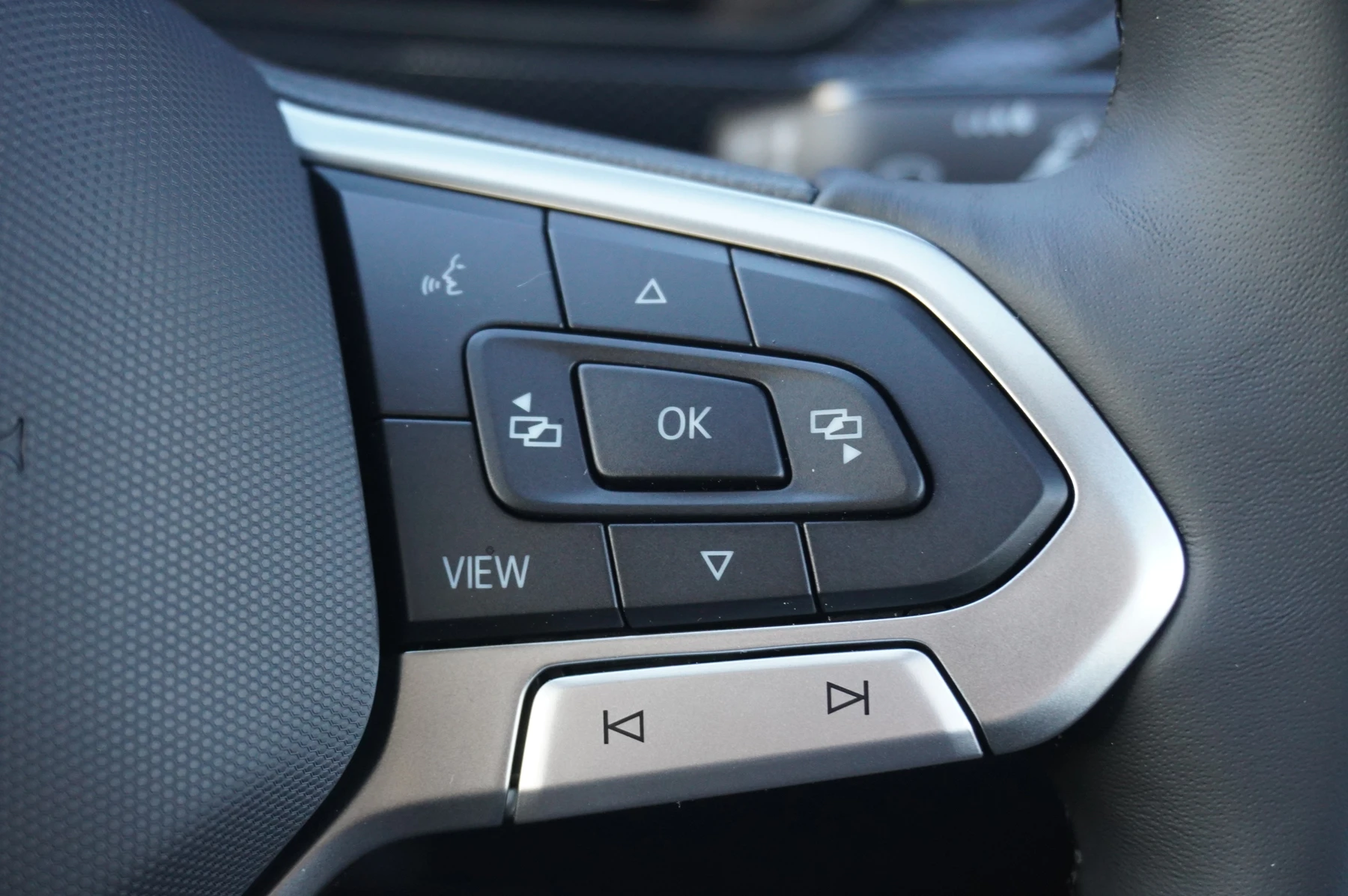 Volkswagen-T-Cross-image-28