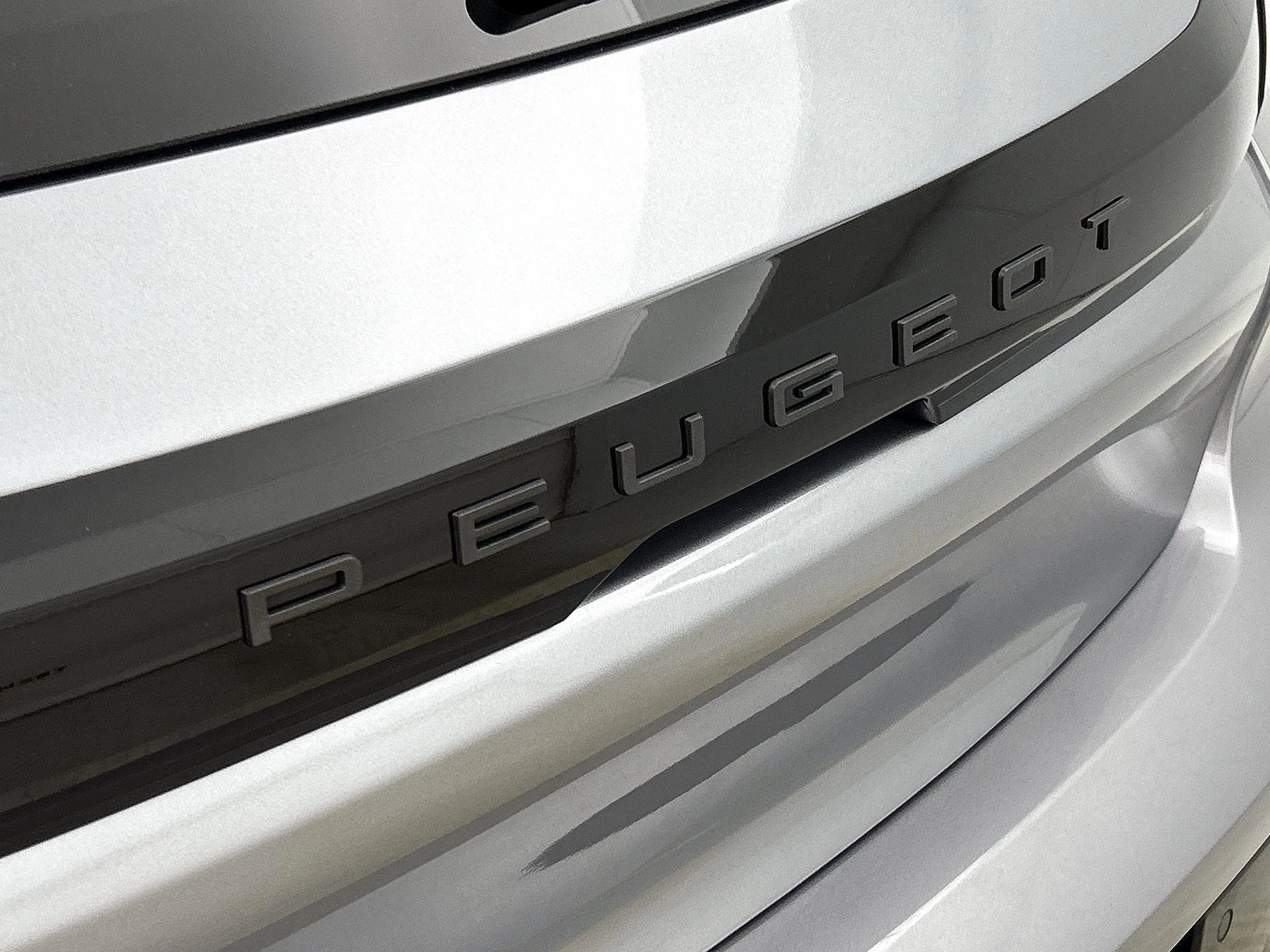 Peugeot-208-image-23