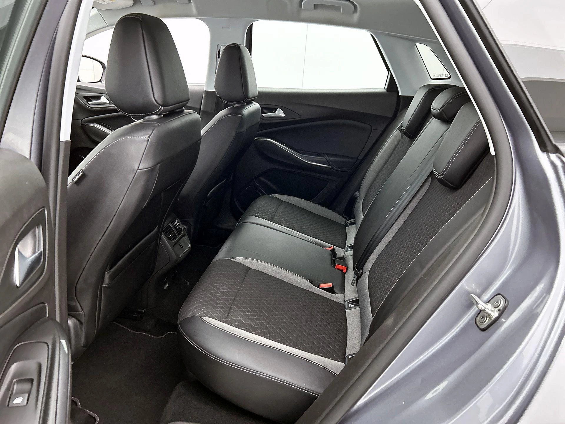 Opel Grandland X 1.6 Turbo Elegance