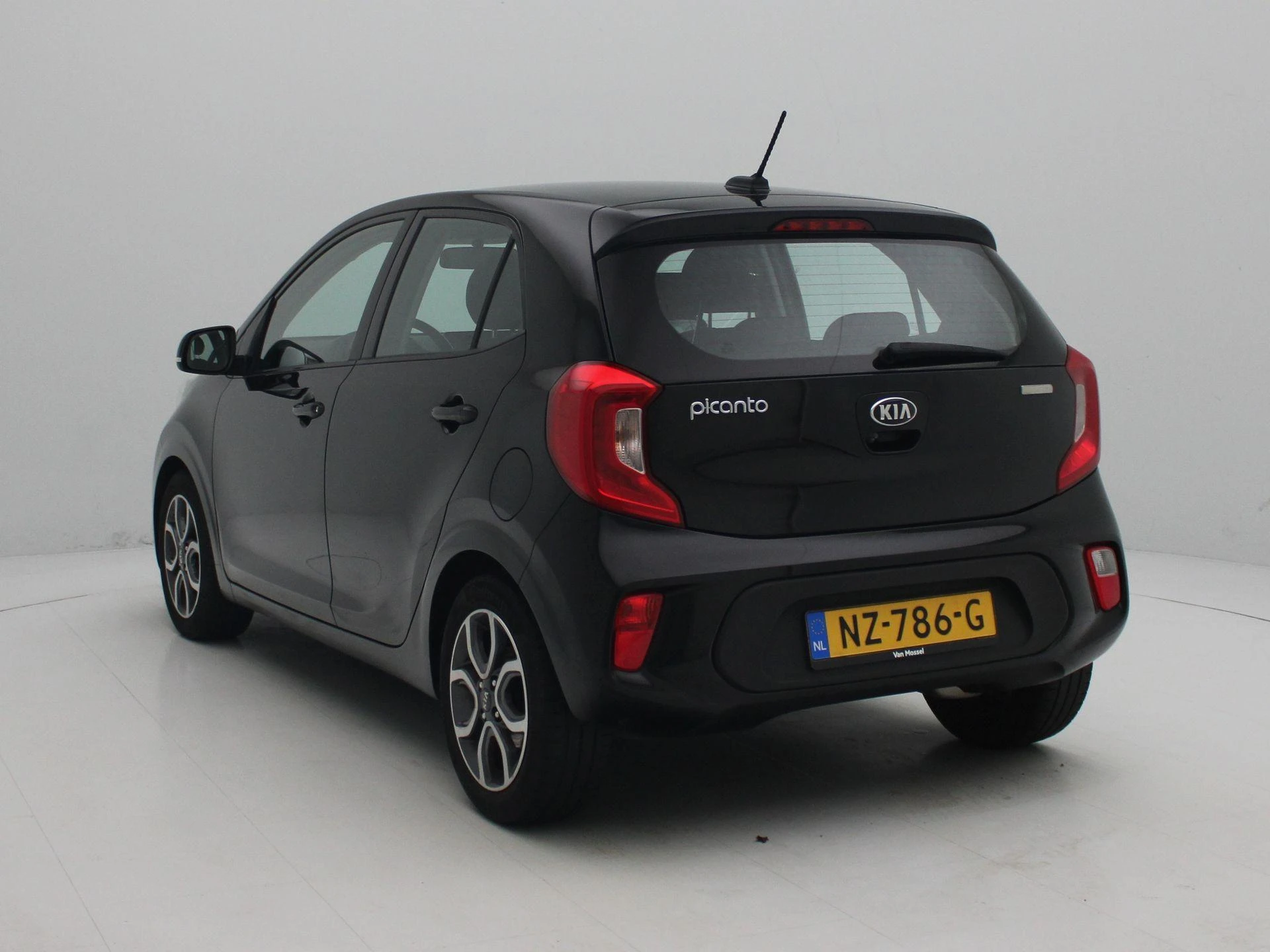 Kia-Picanto-image-1