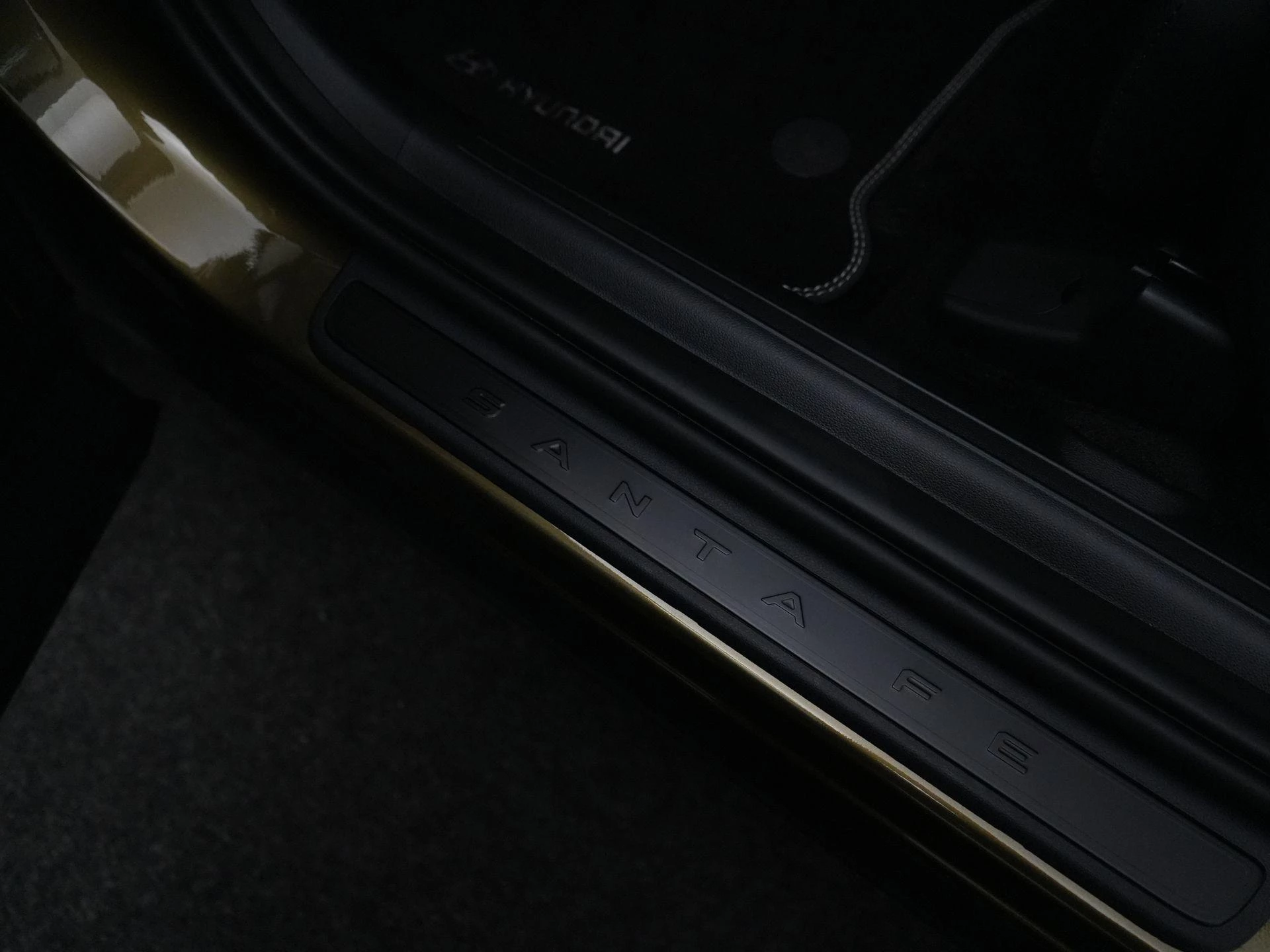 Hyundai-Santa Fe-image-36