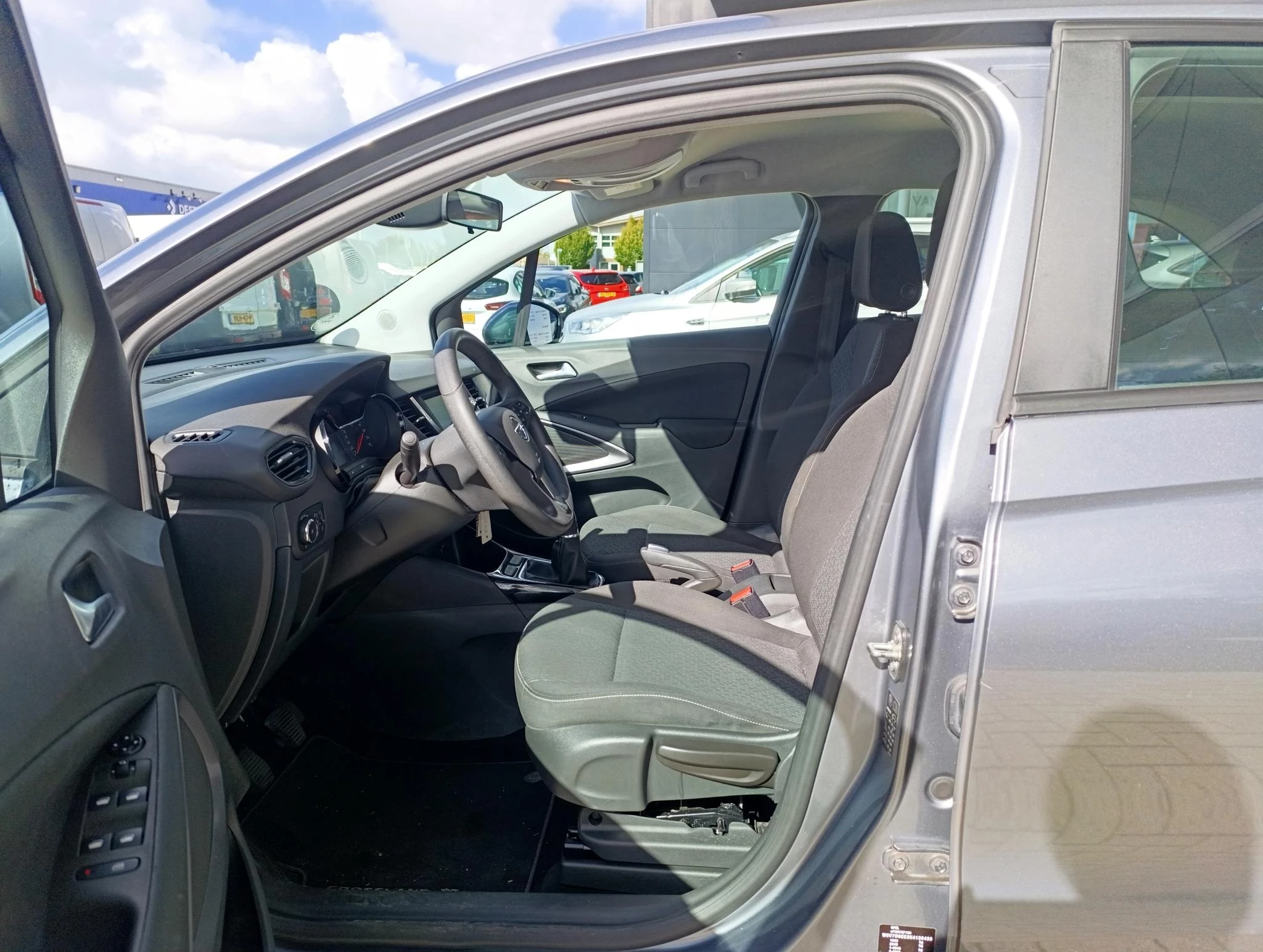 Opel-Crossland X-image-18