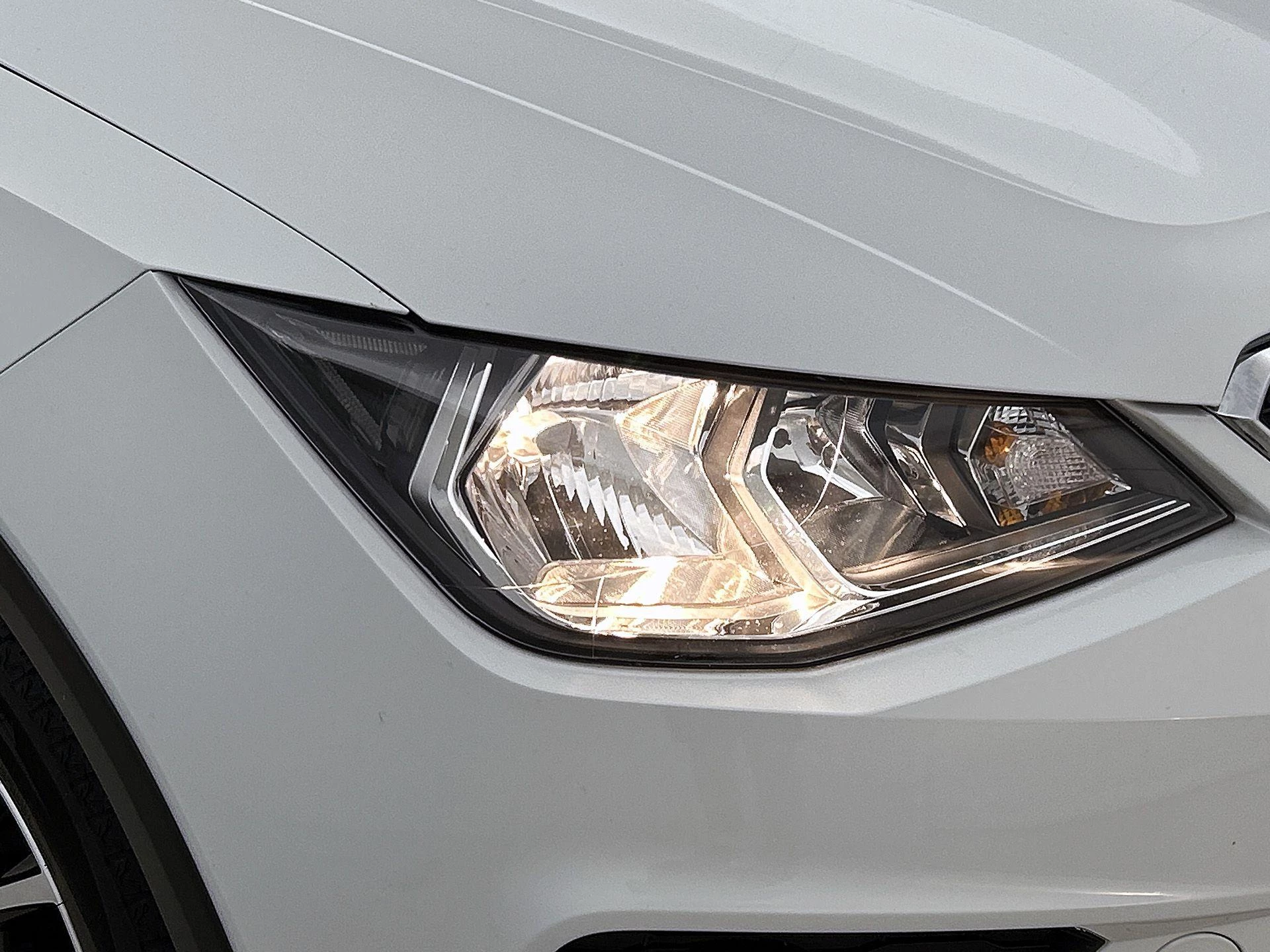 SEAT-Arona-image-26