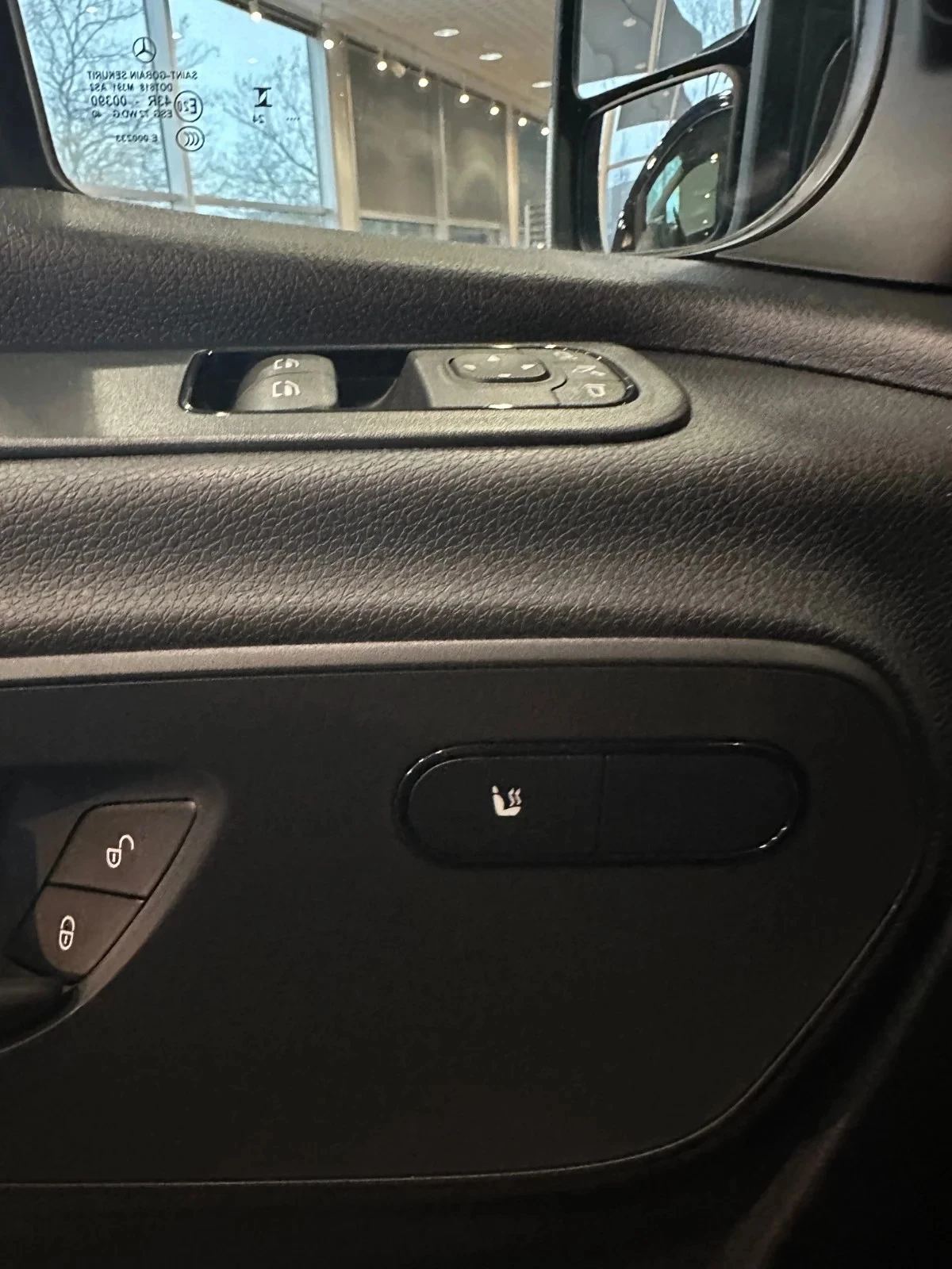 Mercedes-Benz-Sprinter-image-5