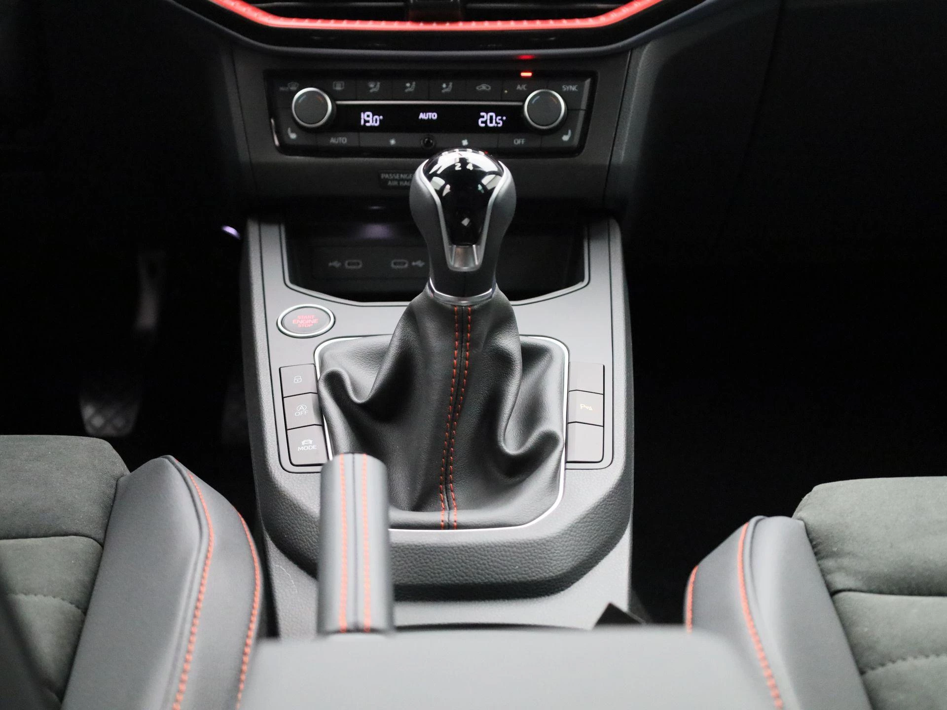 SEAT Ibiza 1.0 EcoTSI FR Business Connect 95 PK