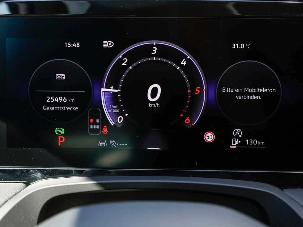 Volkswagen-Passat-image-13