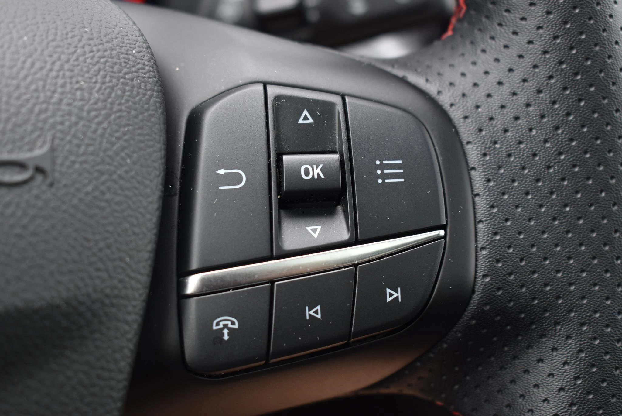 Ford-Kuga-image-30
