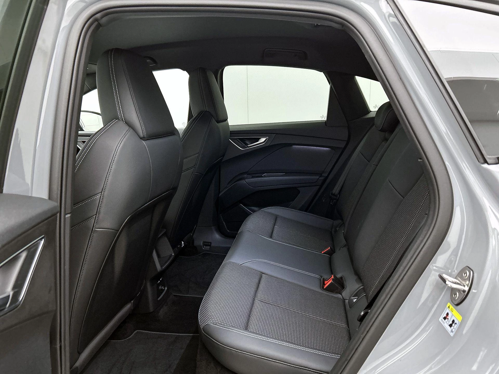 Audi-Q4 Sportback e-tron-image-28