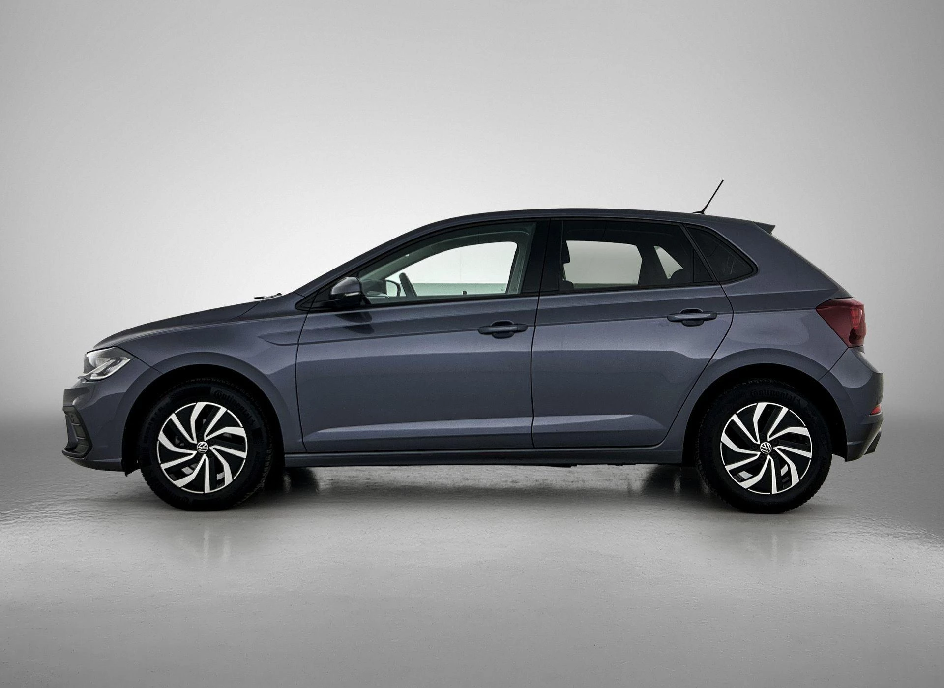 Volkswagen-Polo-image-1