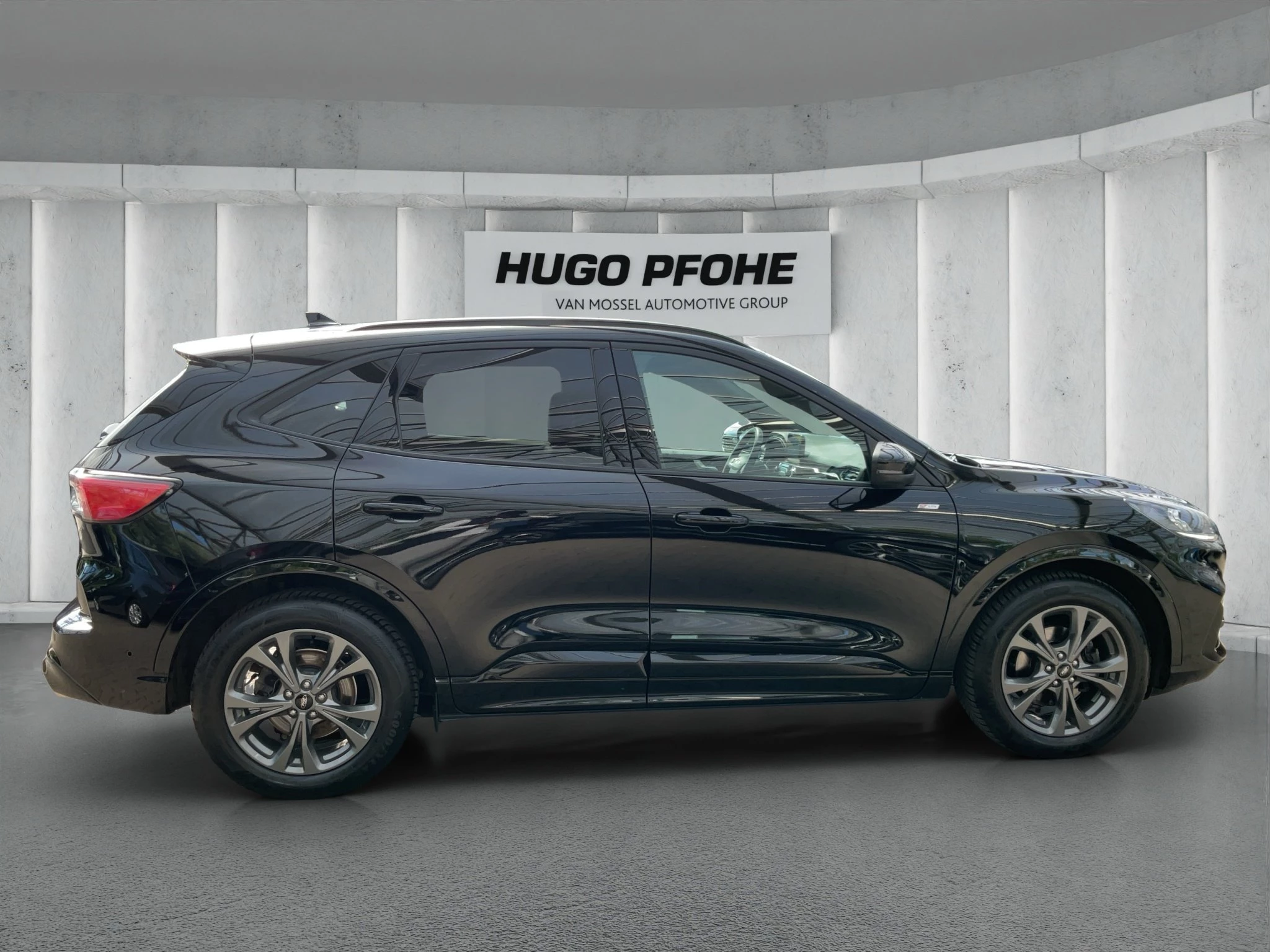 Ford Kuga ST-Line X*PANO*AHK*KAM*ACC*NAVI*SOUND-SYS.