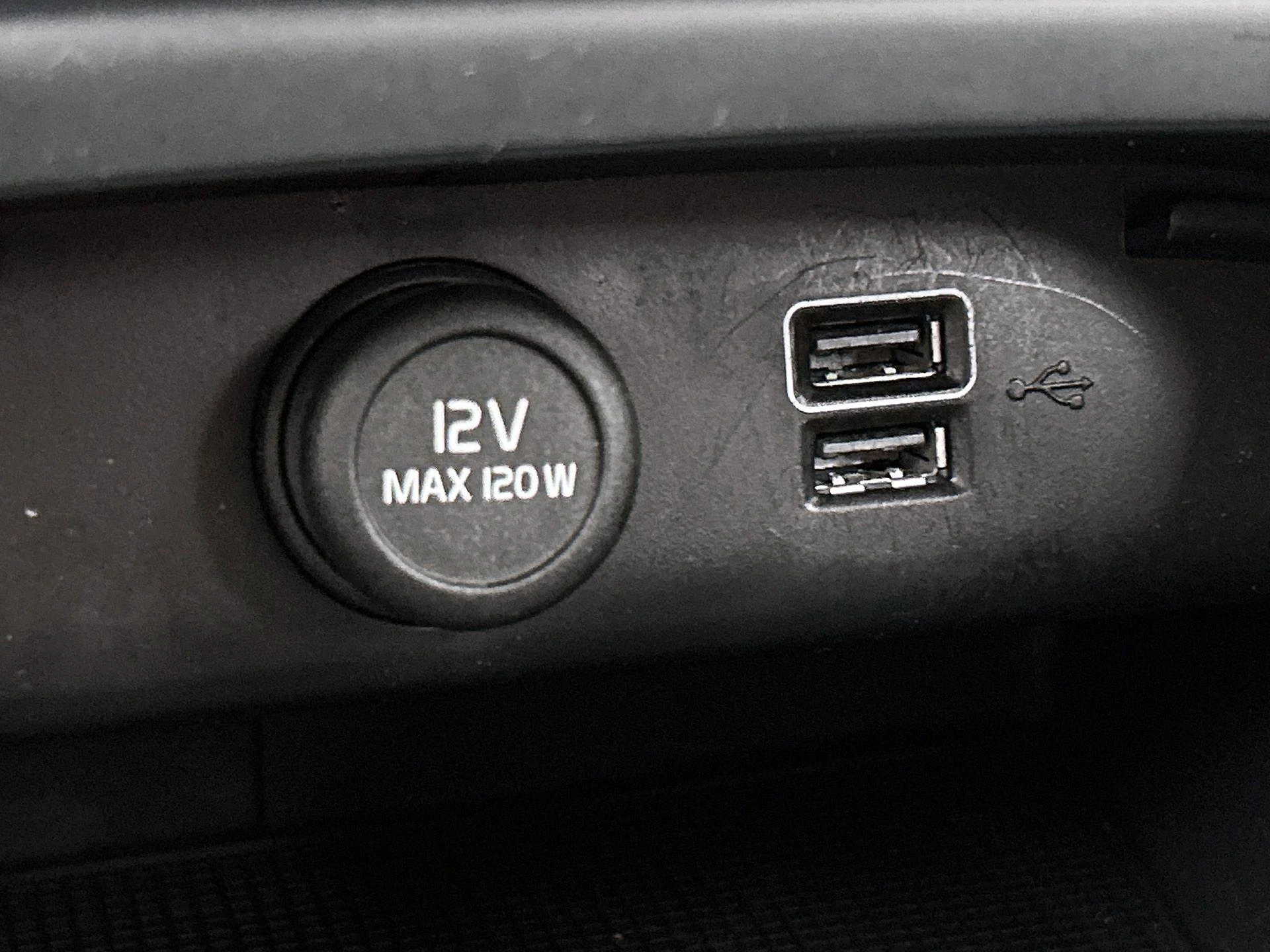 Volvo-XC40-image-39