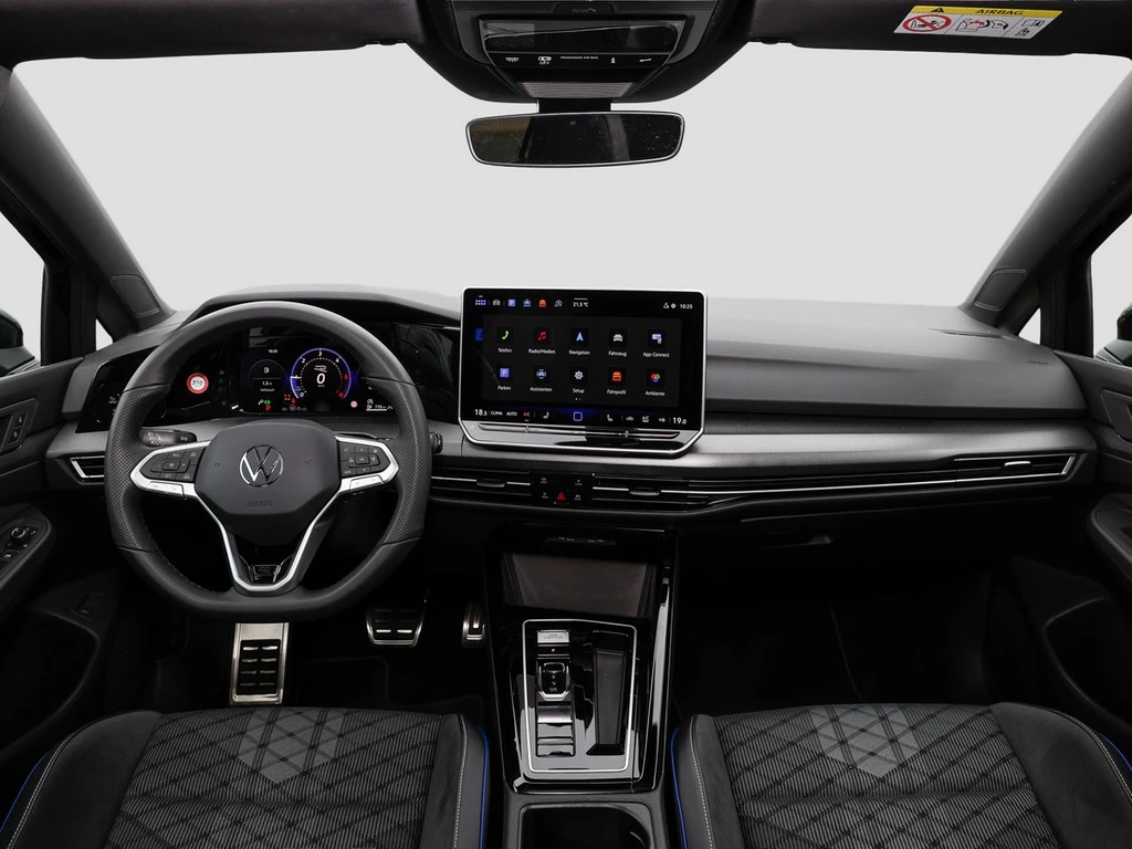 Volkswagen-Golf-image-10
