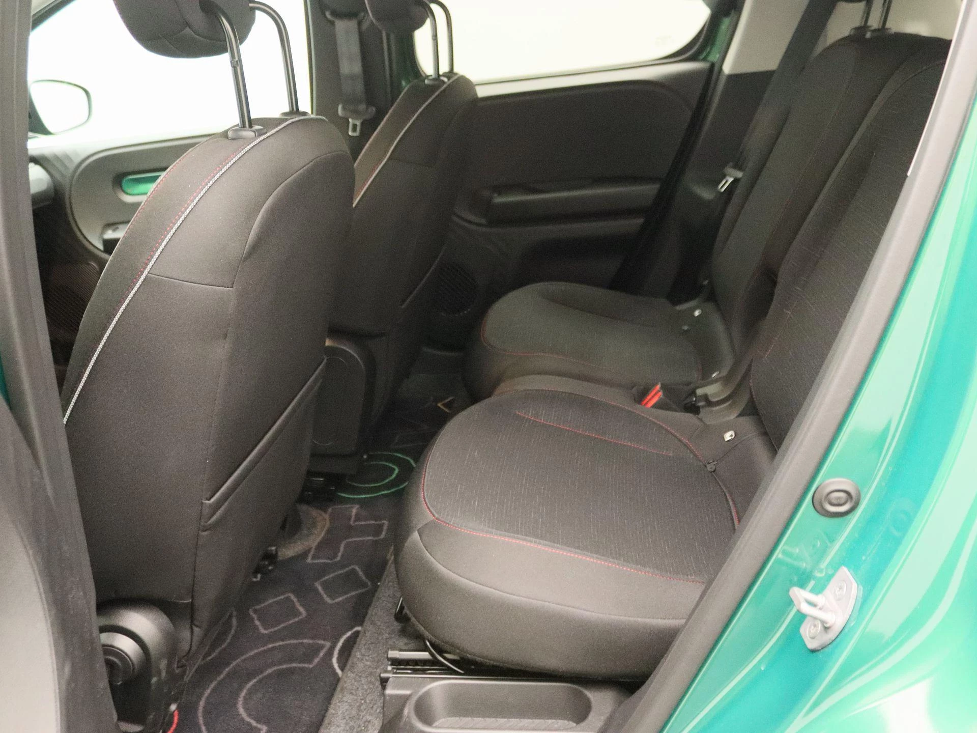 Renault-Twingo-image-11