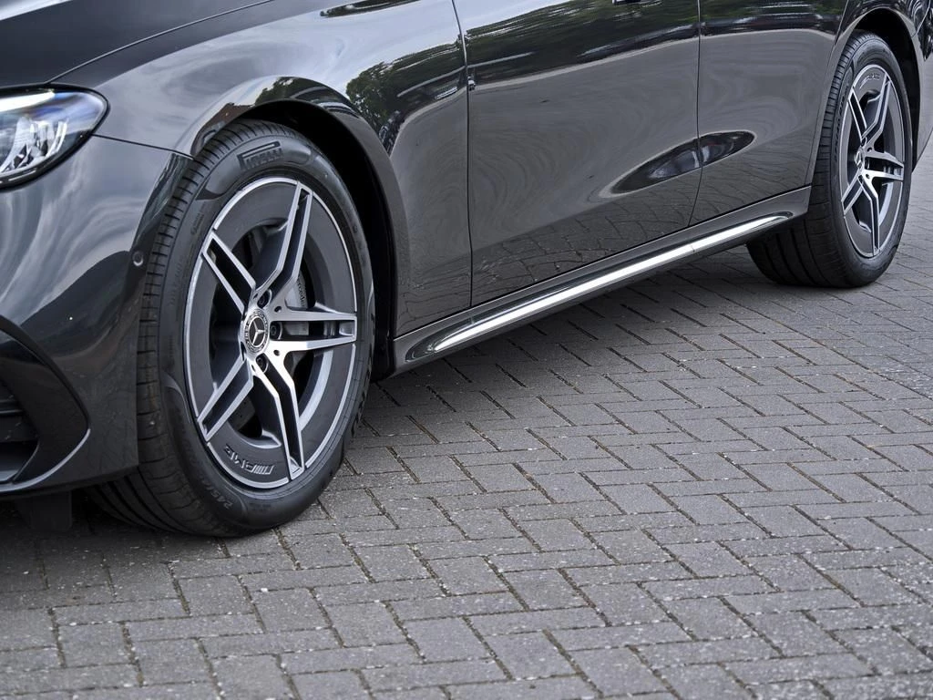 Mercedes-Benz-E-Klasse 220 d-image-6