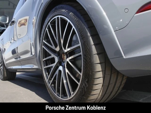 Porsche-Cayenne-image-7