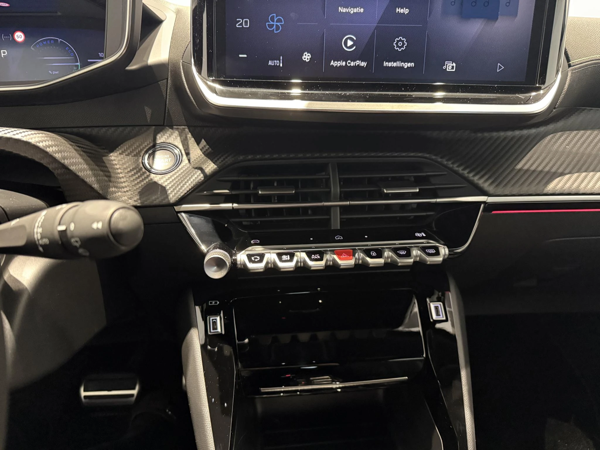 Peugeot-e-208-image-21