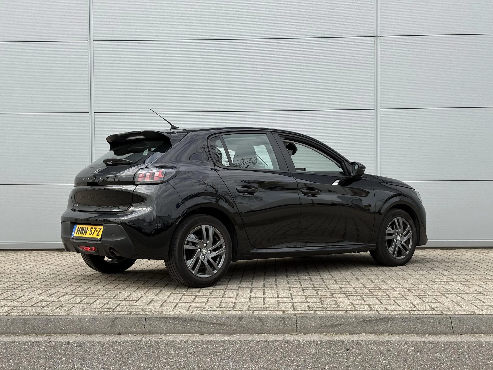 Peugeot-208-image-5