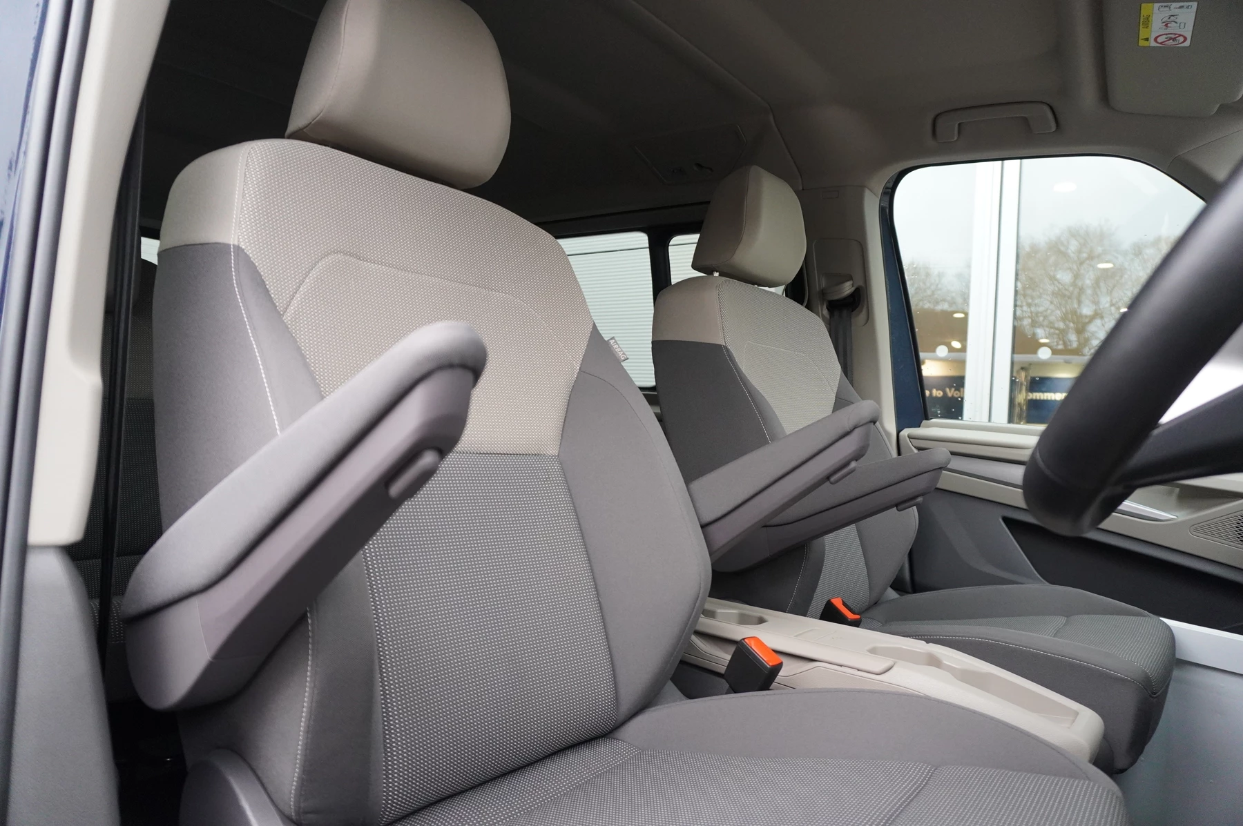 Volkswagen Multivan 2.0 TDI Life 5dr DSG
