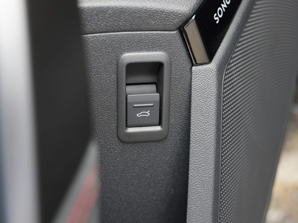 Audi-RS3-image-8