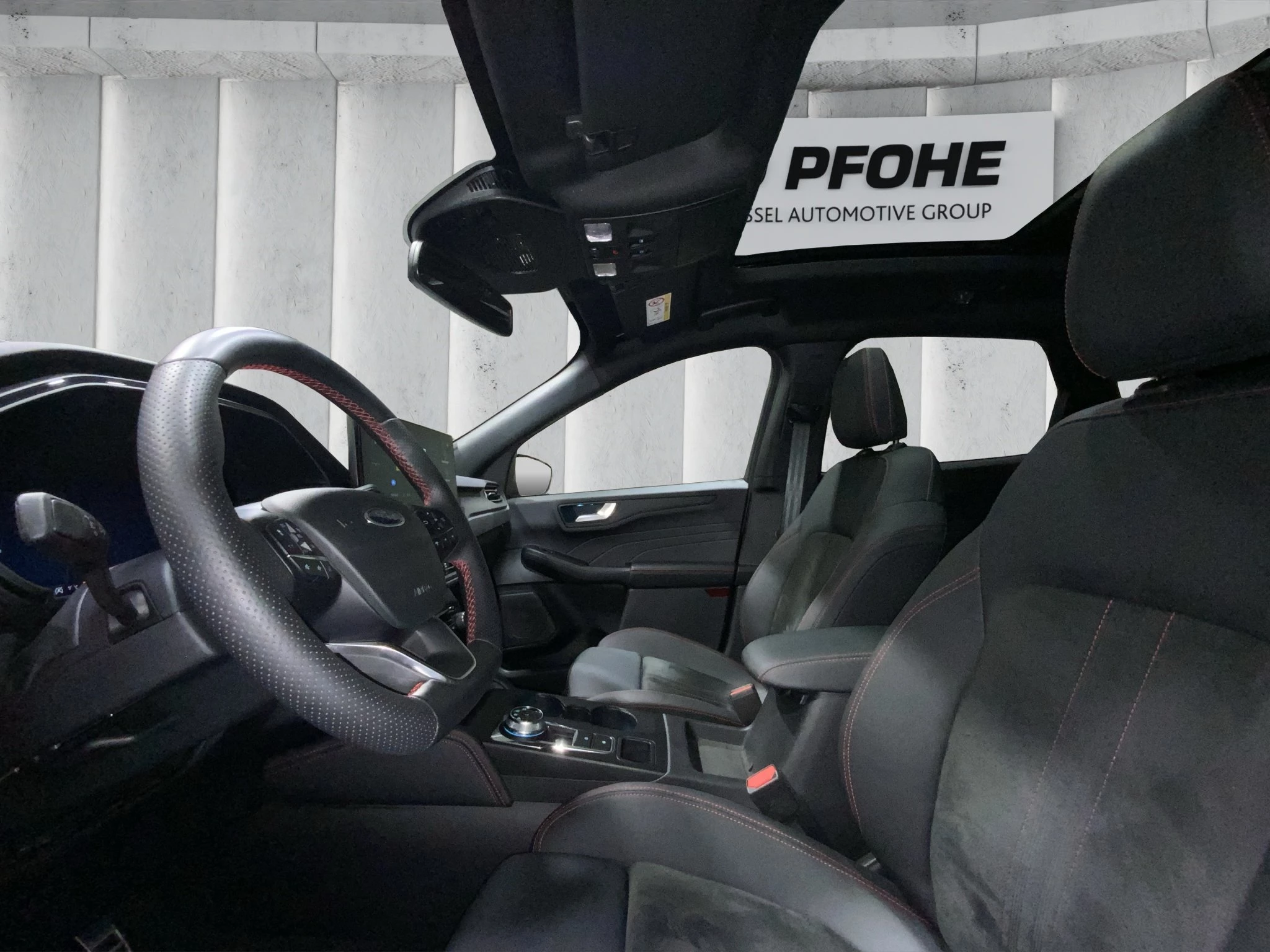 Ford Kuga ST-Line X Aut.*PANO*AHK*360GRAD*LED-MATRIX*NAVI*GRA*WINTER-PKT.