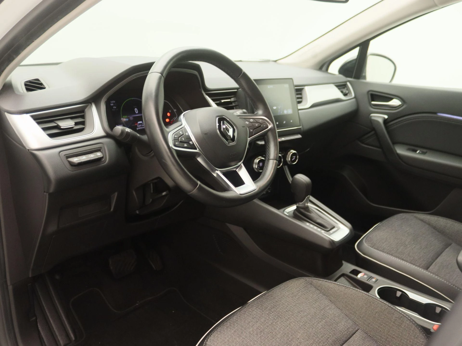 Renault-Captur-image-21