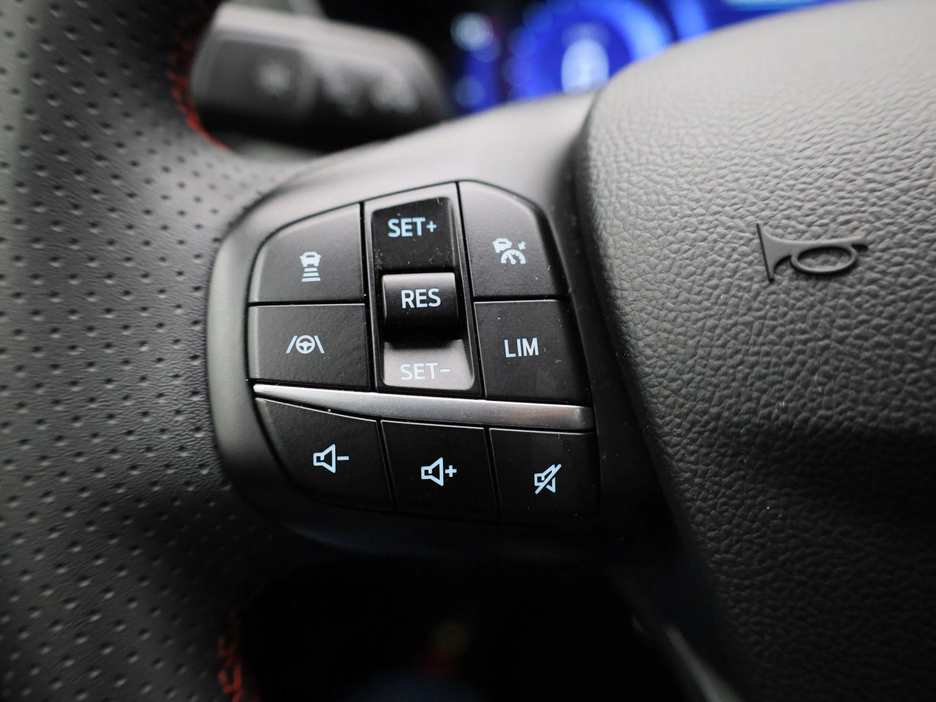 Ford-Kuga-image-20