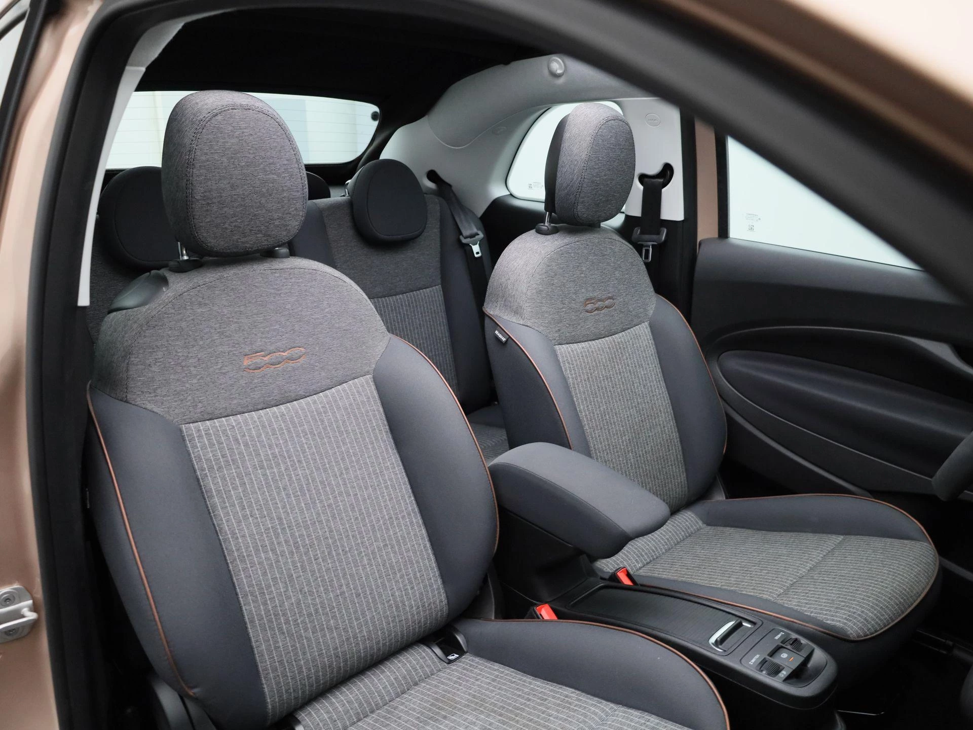 Fiat-500C-image-34