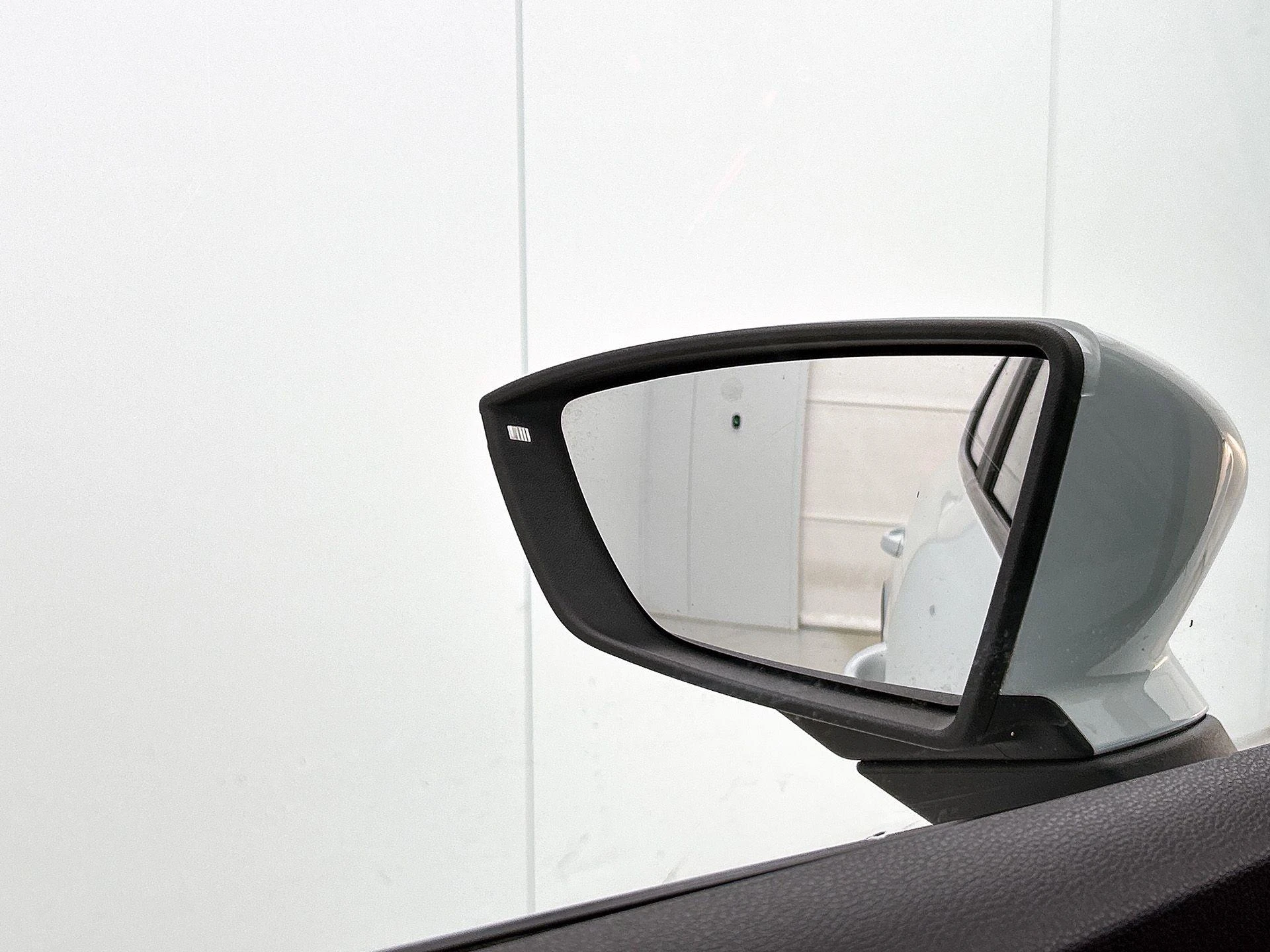 SEAT-Arona-image-15